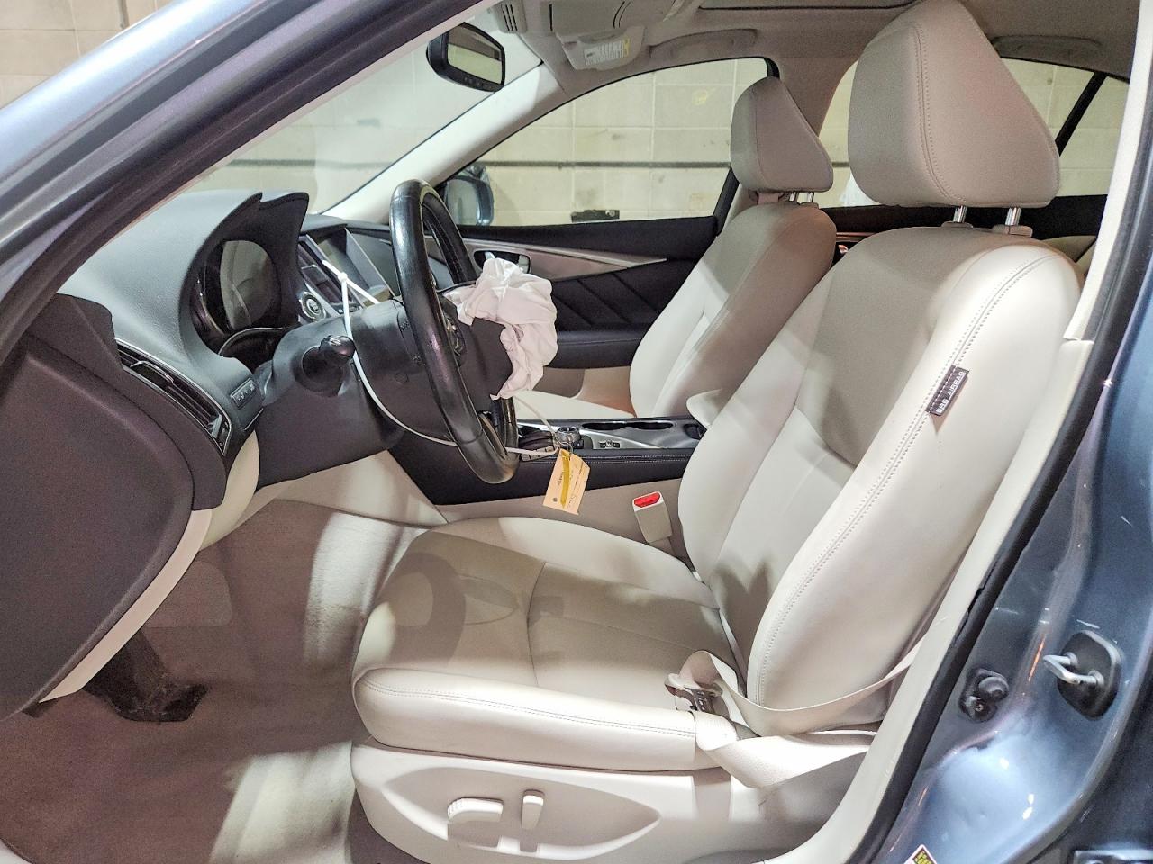 2015 Infiniti Q50 Premium Blue vin: JN1BV7AR4FM404620