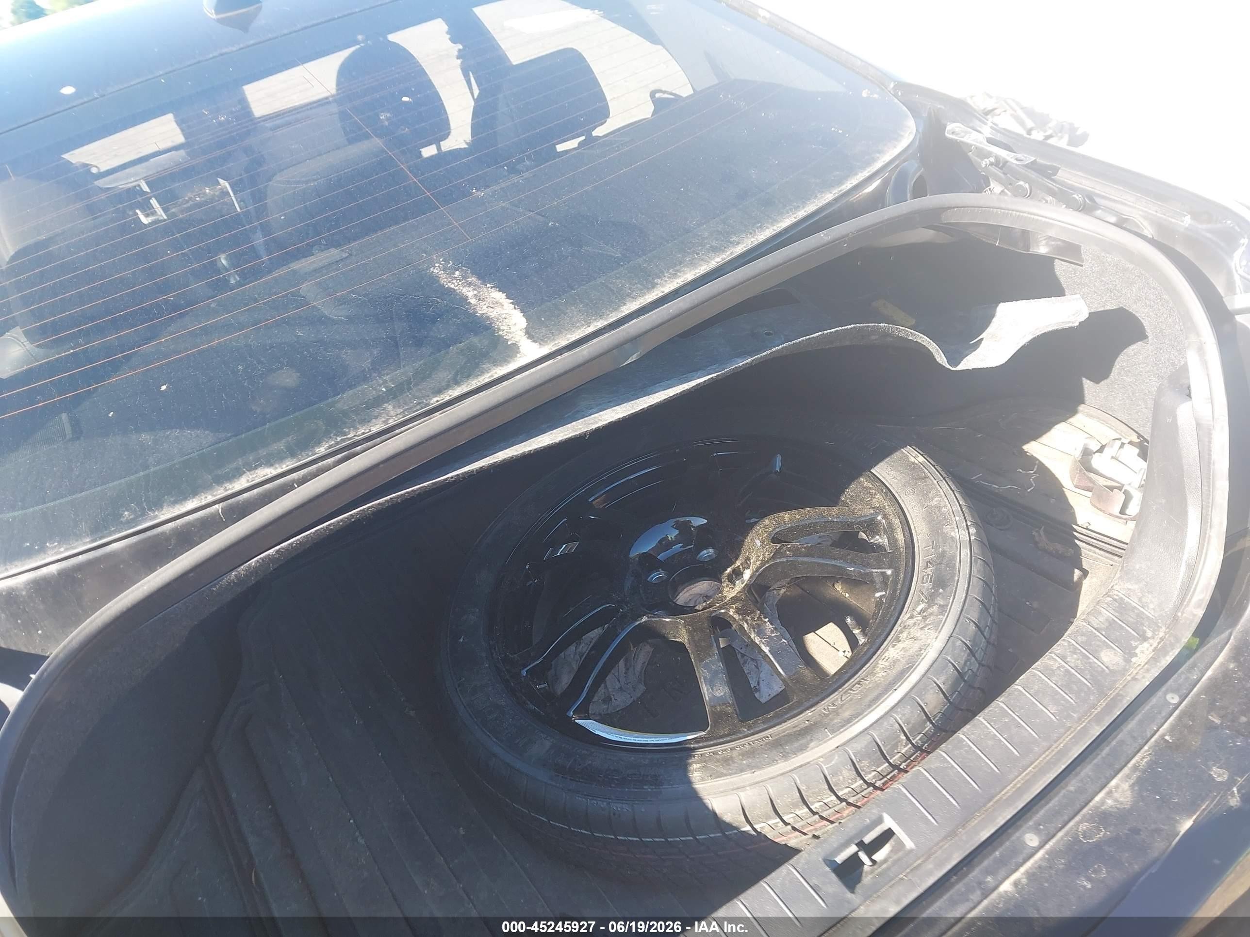 2015 Infiniti Q50 Premium Черный vin: JN1BV7AR4FM404679