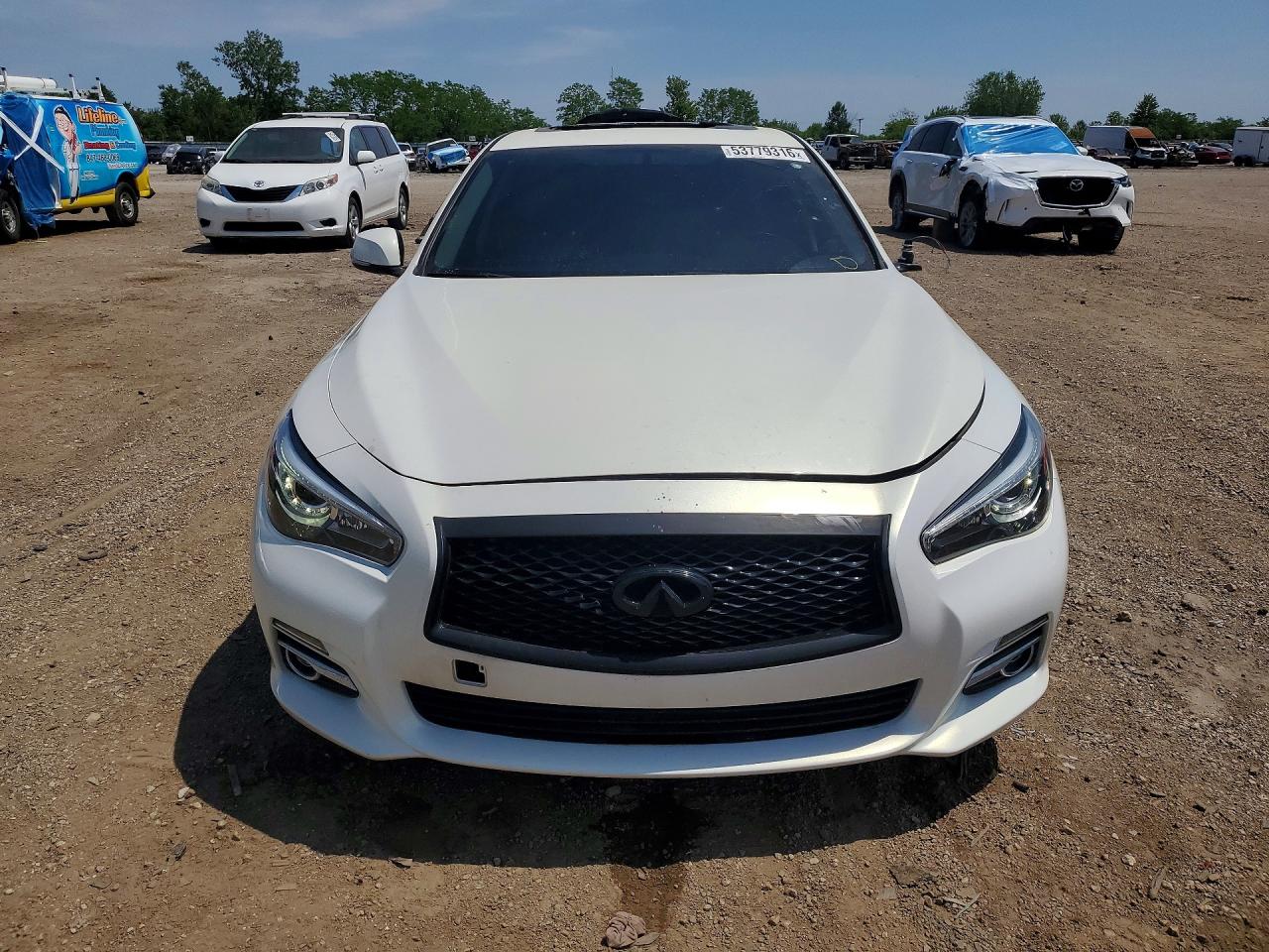 2015 Infiniti Q50 Premium Белый vin: JN1BV7AR4FM407310