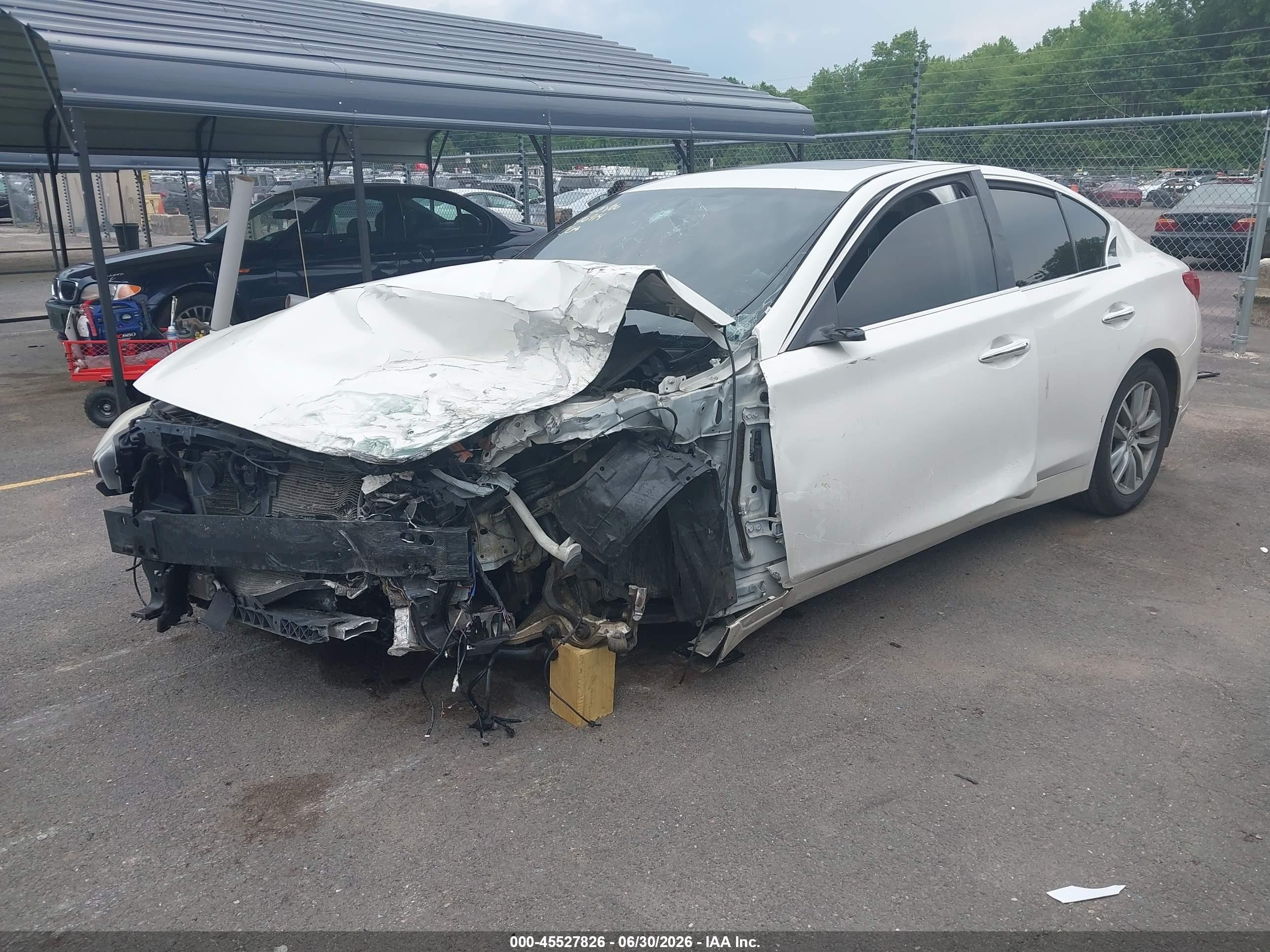 2015 Infiniti Q50 Premium White vin: JN1BV7AR4FM416914