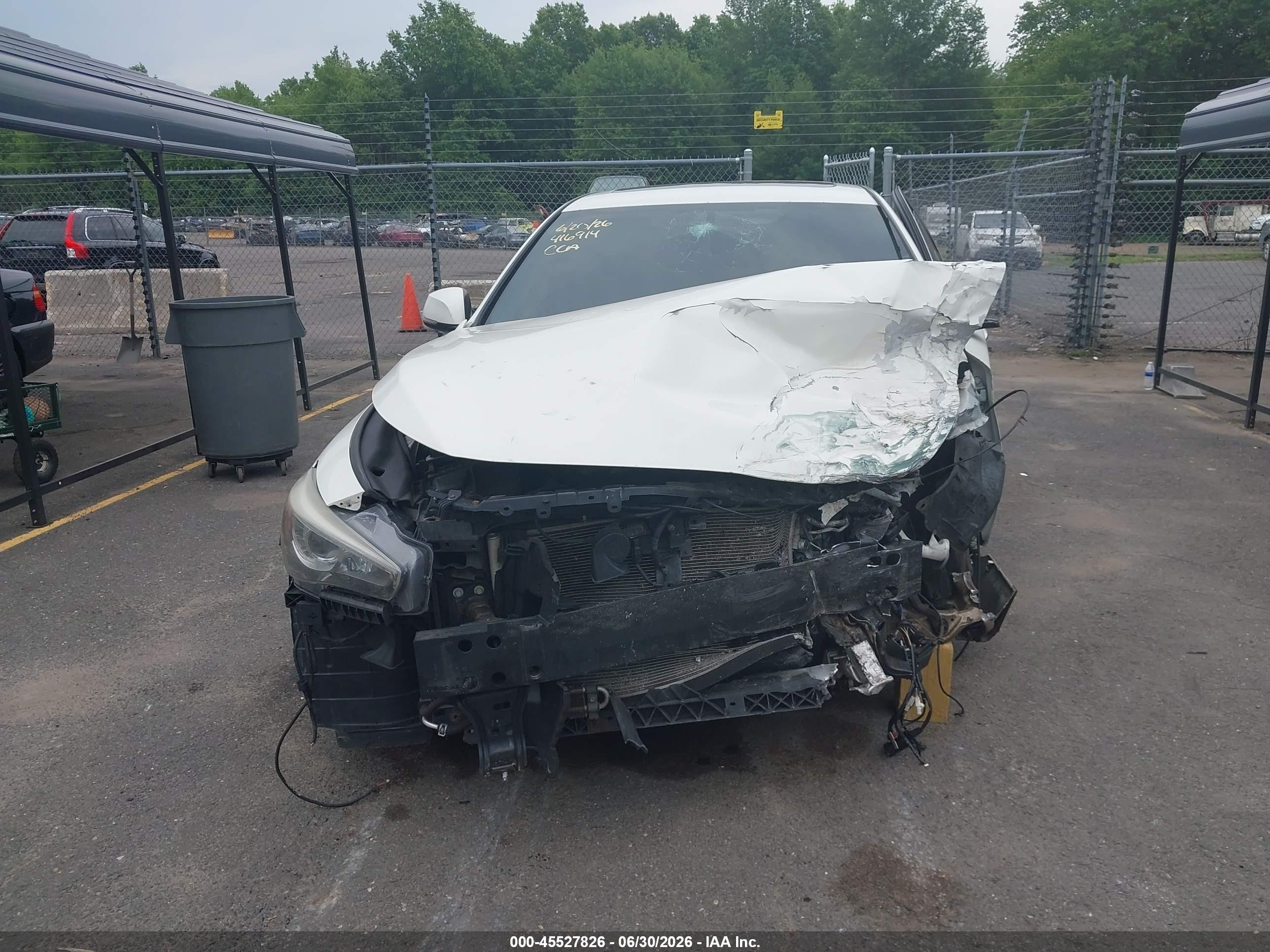 2015 Infiniti Q50 Premium White vin: JN1BV7AR4FM416914