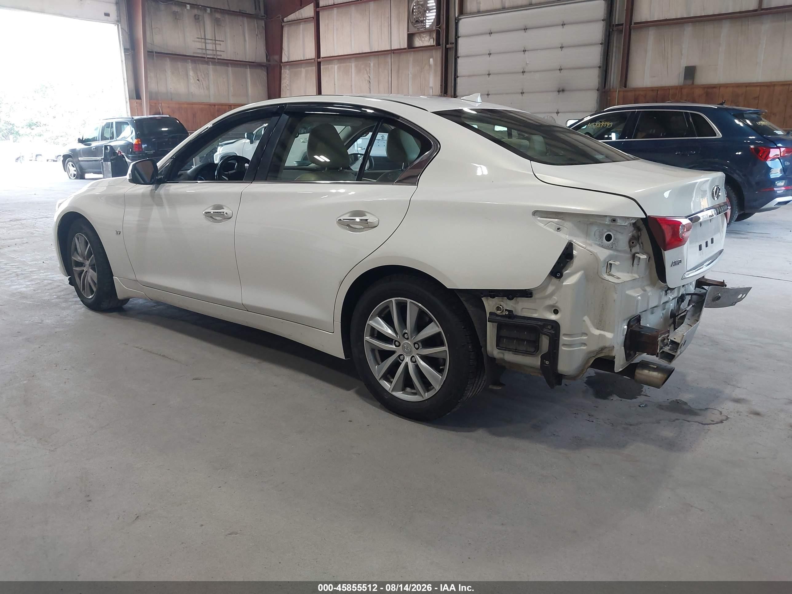 2015 Infiniti Q50 Premium Белый vin: JN1BV7AR4FM420039