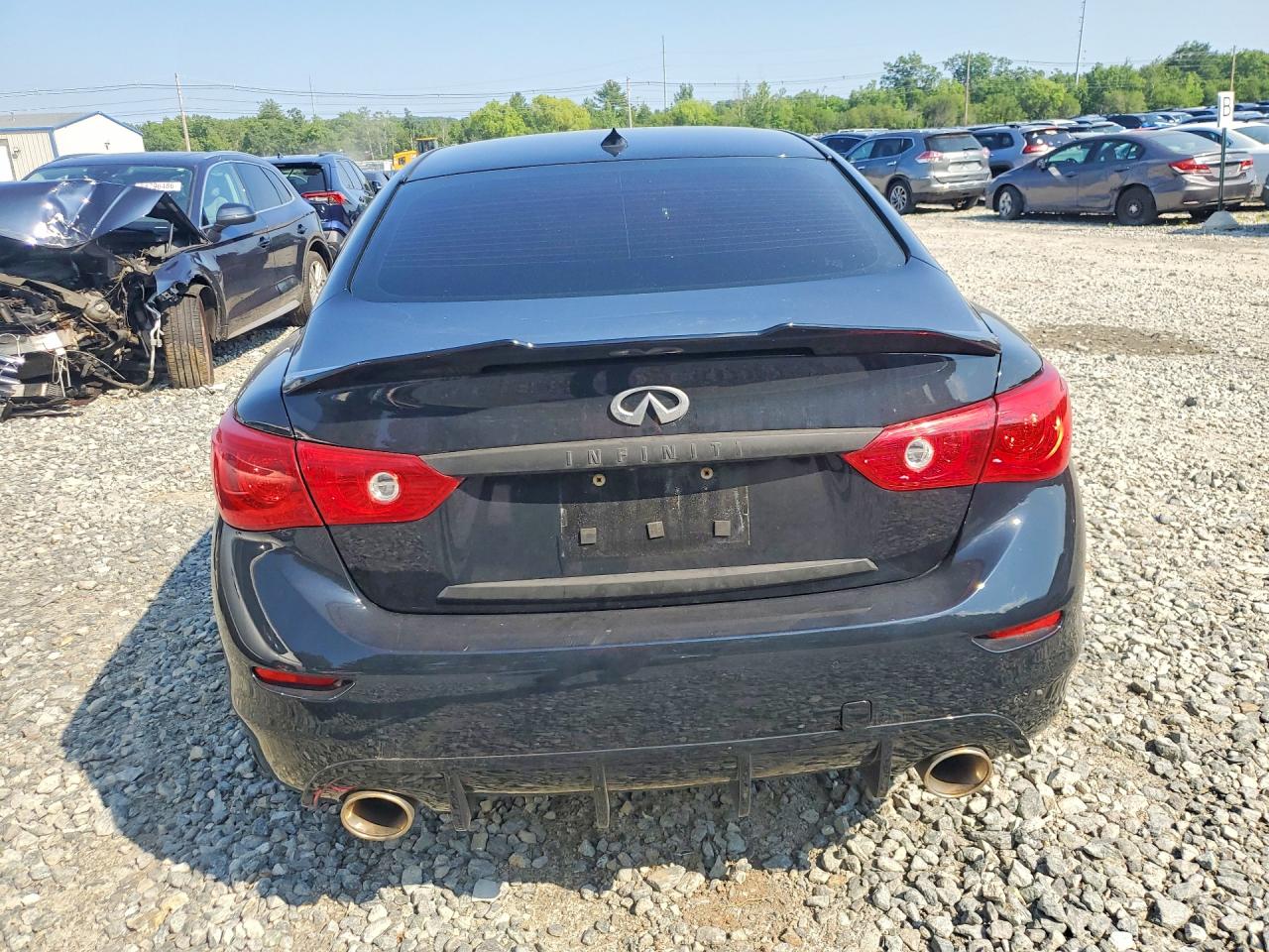 2015 Infiniti Q50 Premium Black vin: JN1BV7AR4FM421241