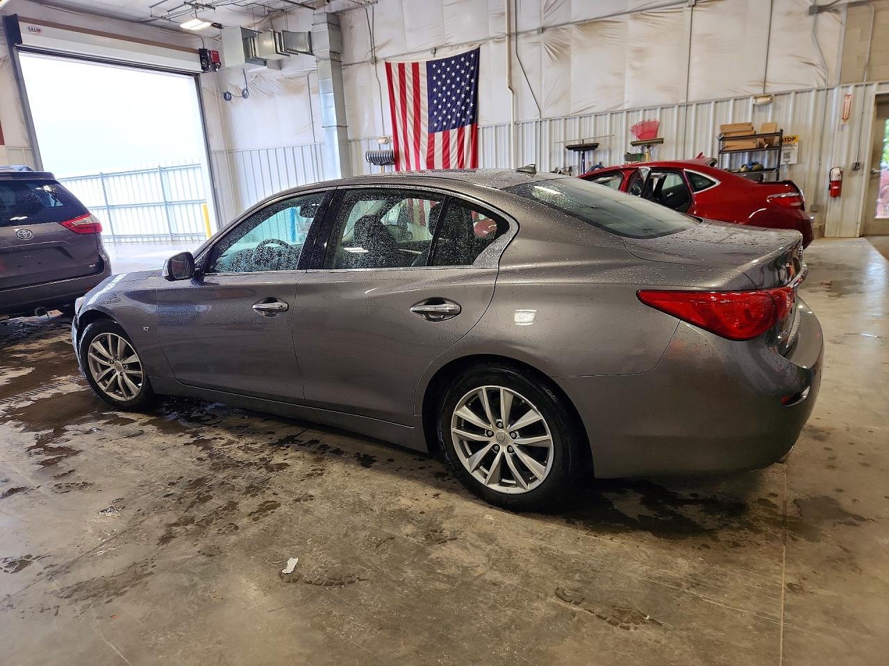2014 Infiniti Q50 Base Серый vin: JN1BV7AR5EM682778