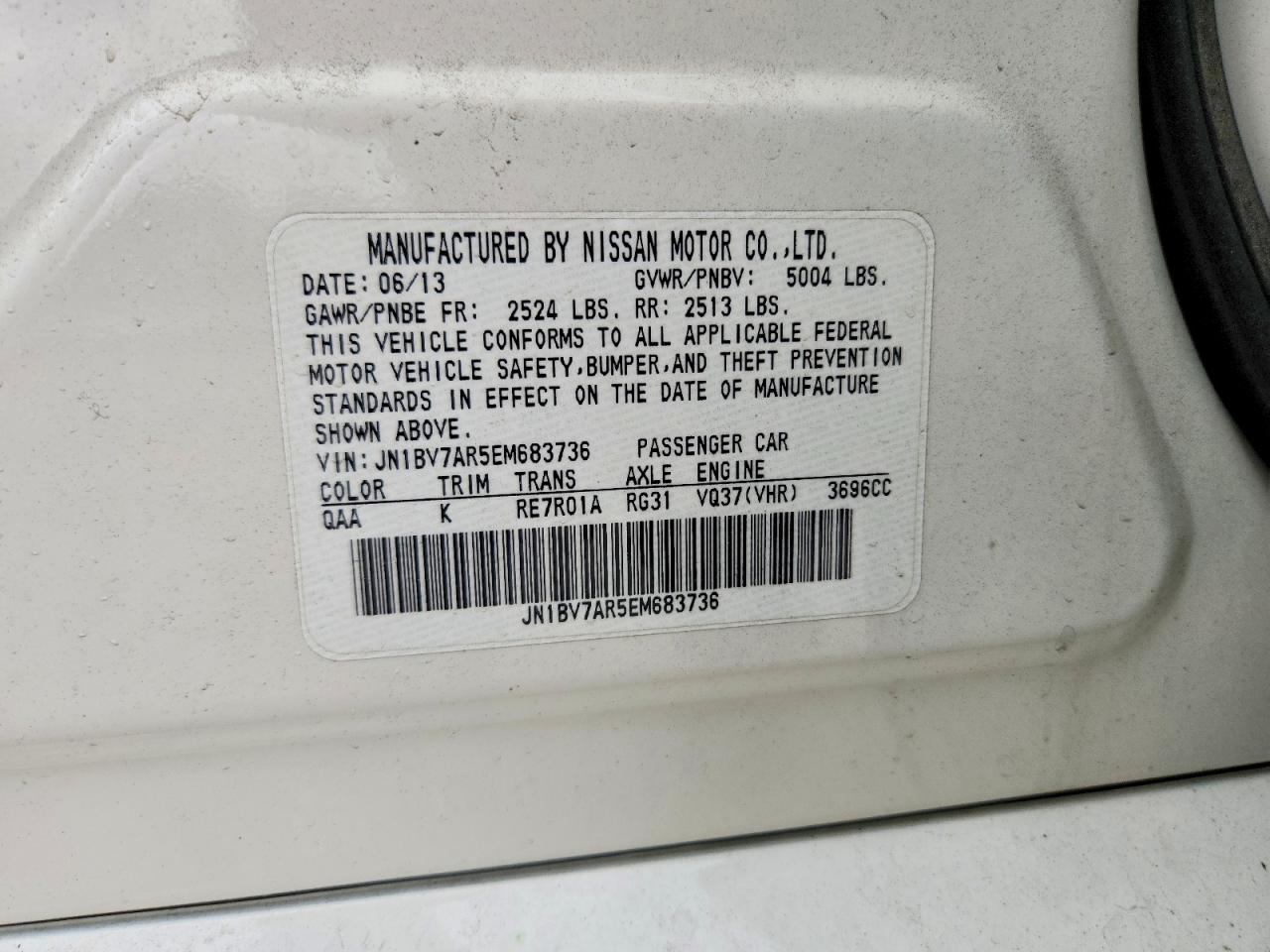 2014 Infiniti Q50 Base White vin: JN1BV7AR5EM683736
