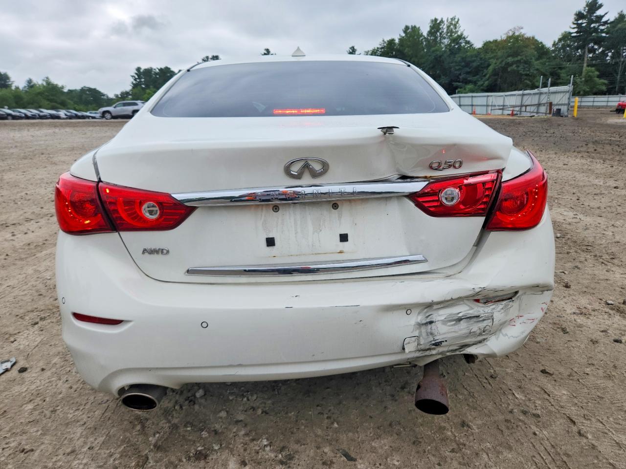 2014 Infiniti Q50 Base White vin: JN1BV7AR5EM683736