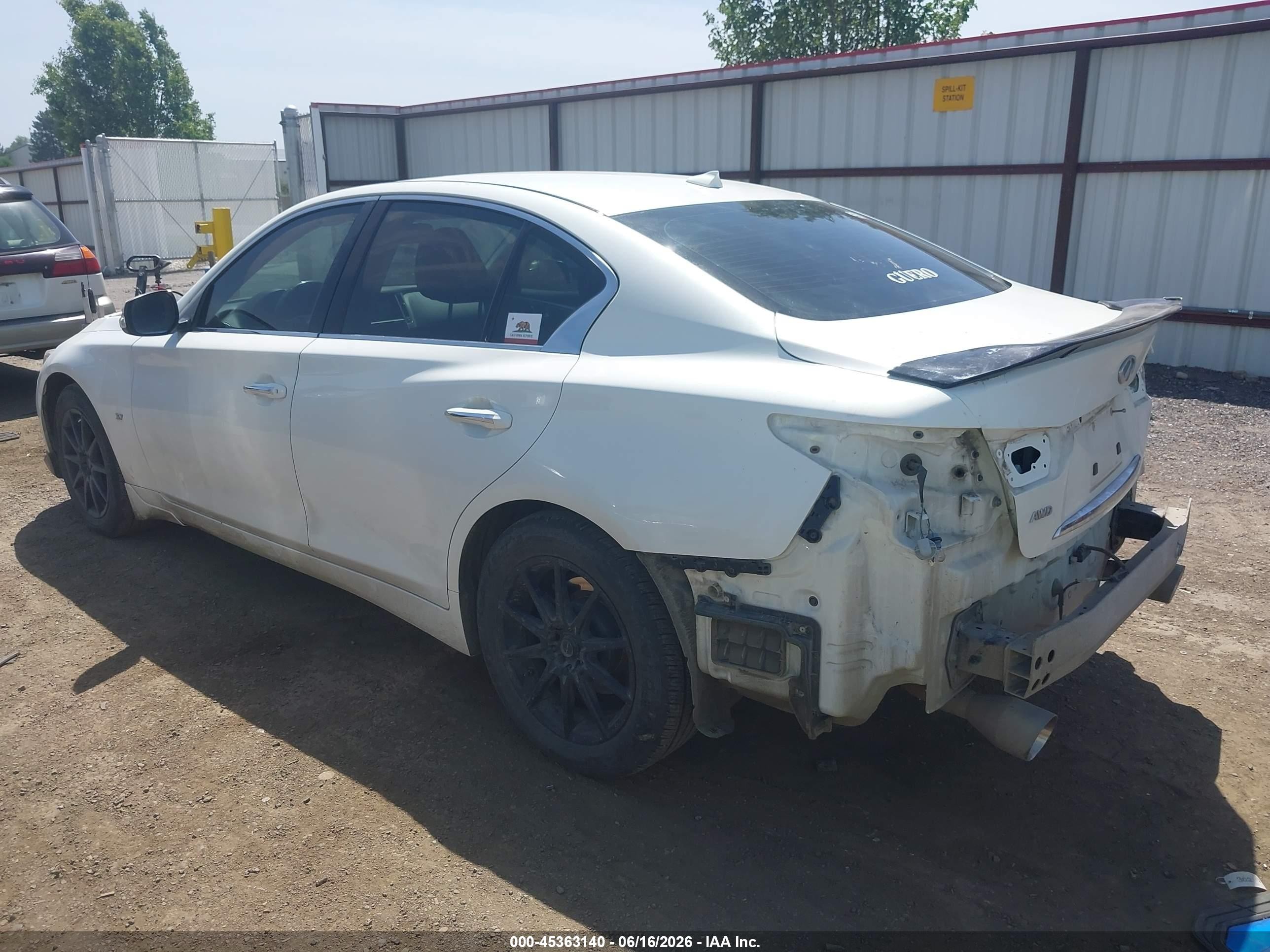 2014 Infiniti Q50 Premium White vin: JN1BV7AR5EM696535