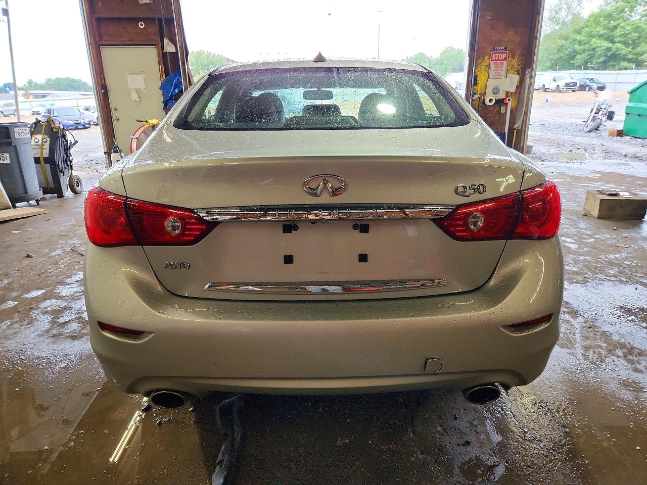 2014 Infiniti Q50 Premium Silver vin: JN1BV7AR5EM699919