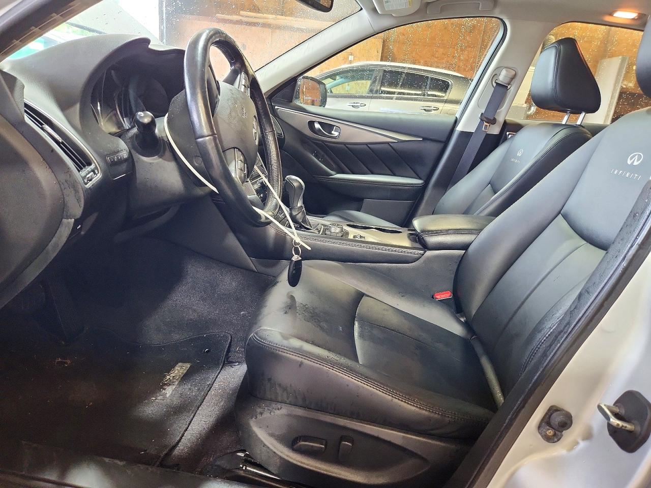 2014 Infiniti Q50 Premium Silver vin: JN1BV7AR5EM699919