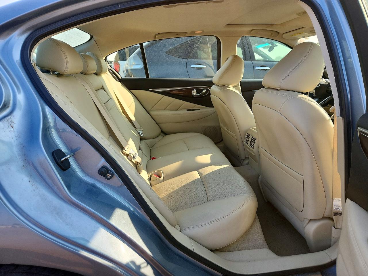 2014 Infiniti Q50 Premium Серый vin: JN1BV7AR5EM705296