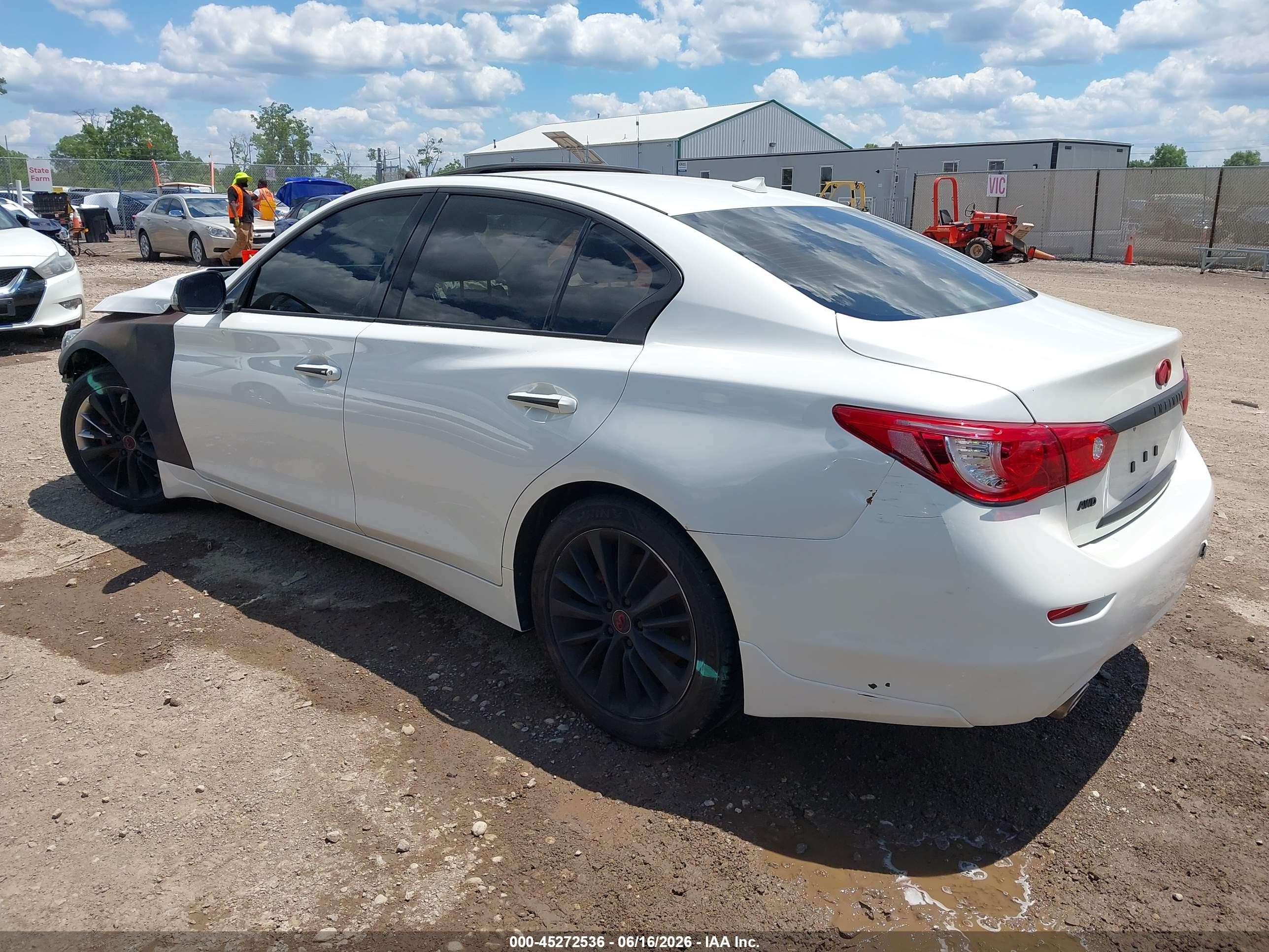 2014 Infiniti Q50 Premium Белый vin: JN1BV7AR5EM707405