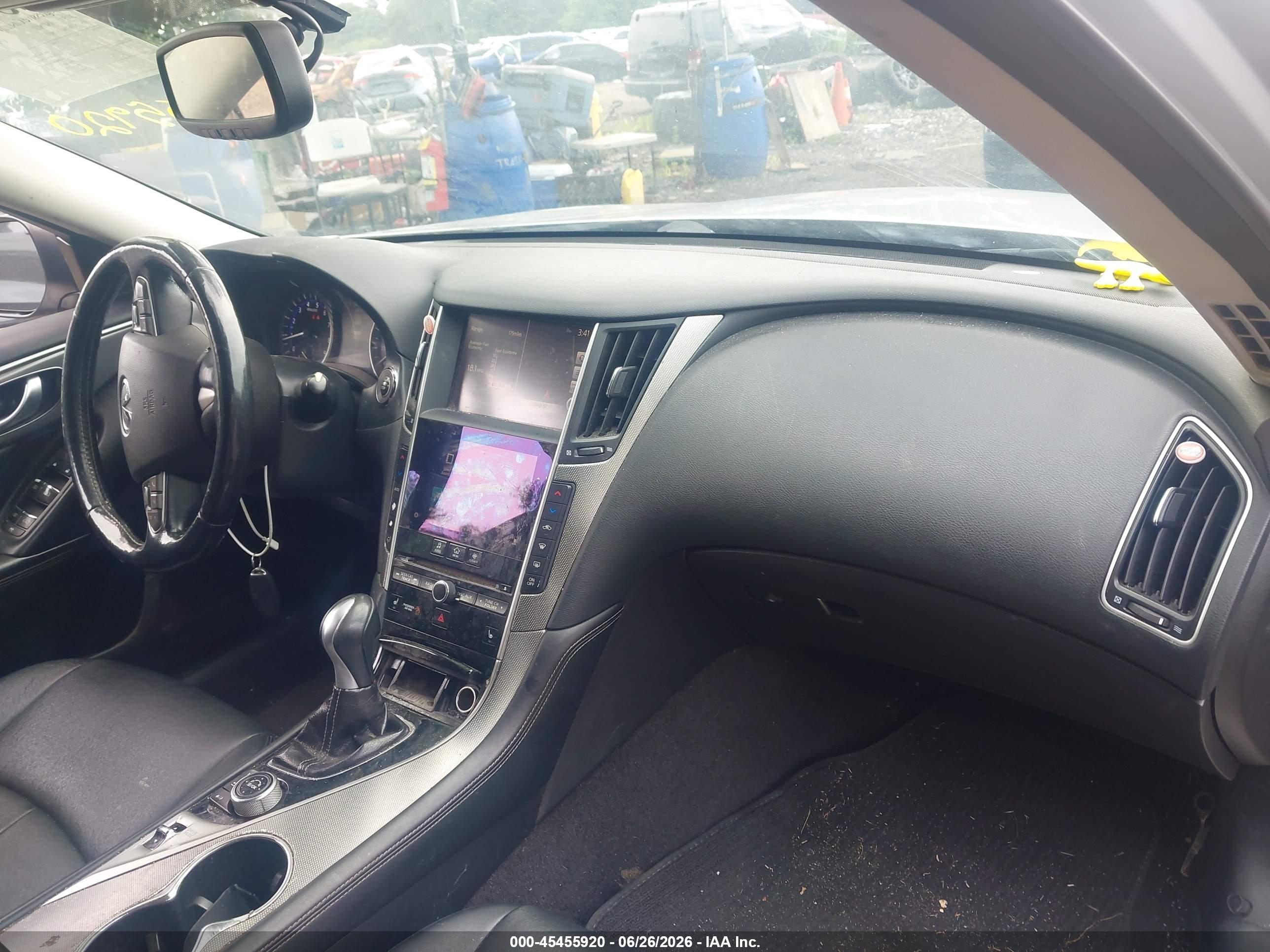 2015 Infiniti Q50 Premium White vin: JN1BV7AR5FM394731
