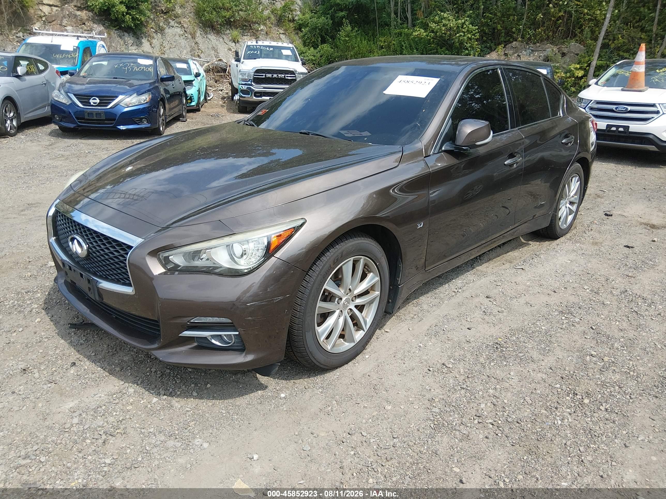 2015 Infiniti Q50 Premium Brown vin: JN1BV7AR5FM397113