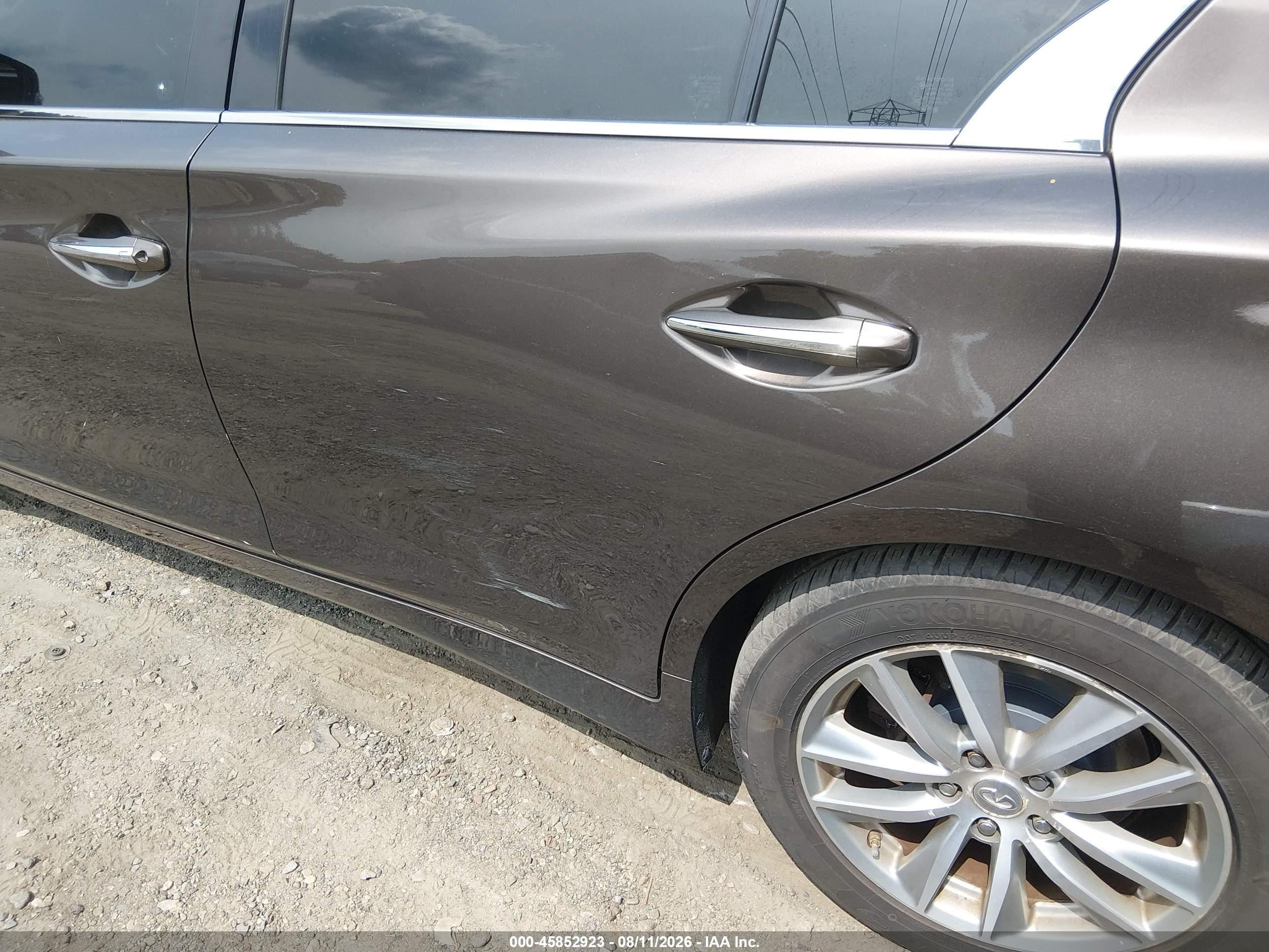 2015 Infiniti Q50 Premium Brown vin: JN1BV7AR5FM397113