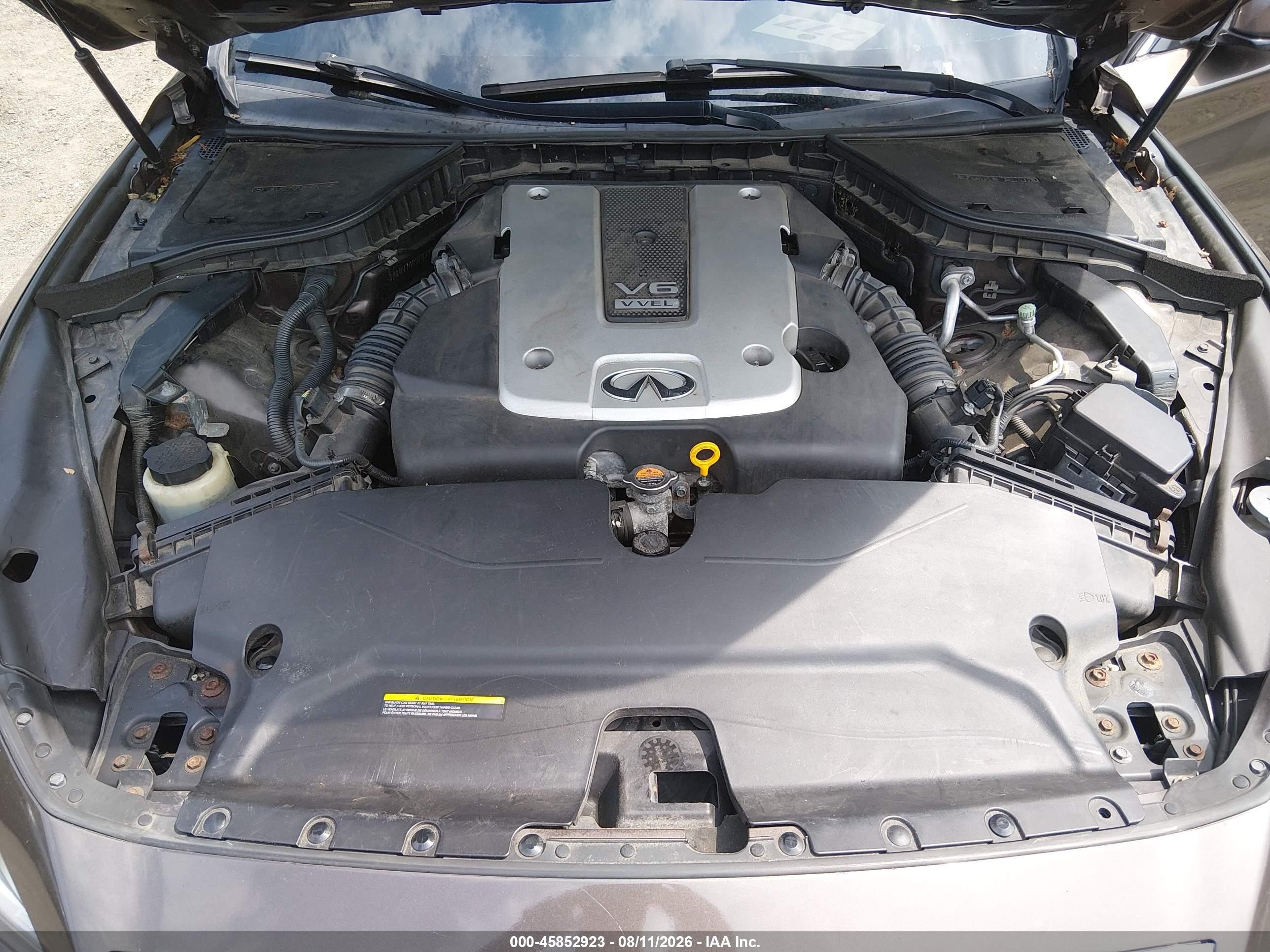 2015 Infiniti Q50 Premium Brown vin: JN1BV7AR5FM397113