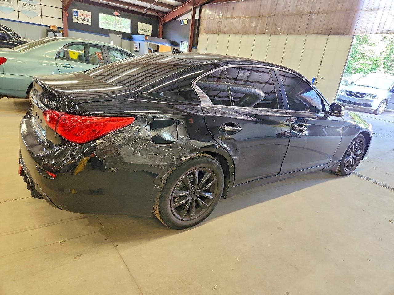 2015 Infiniti Q50 Premium Black vin: JN1BV7AR5FM397676