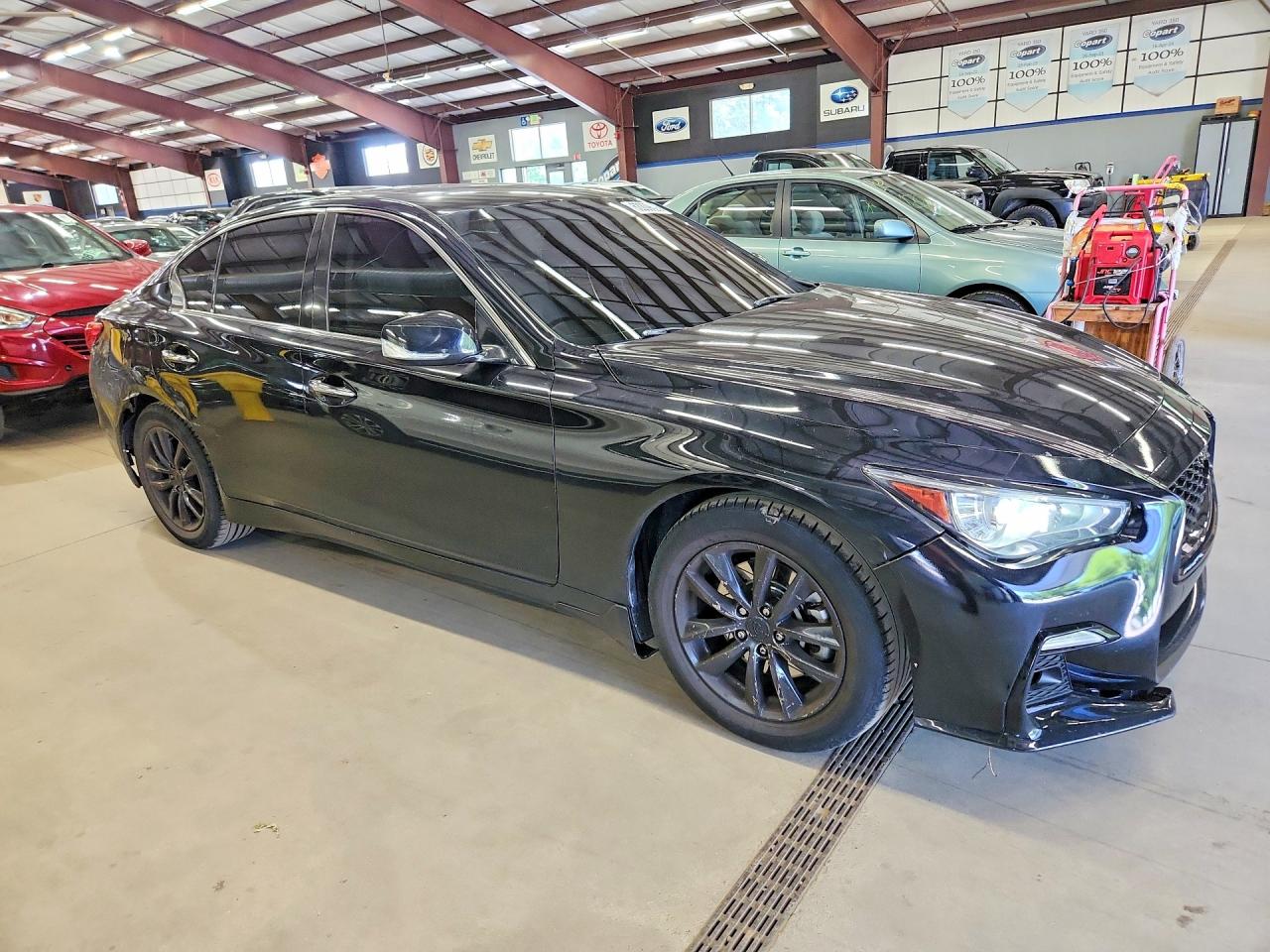 2015 Infiniti Q50 Premium Black vin: JN1BV7AR5FM397676