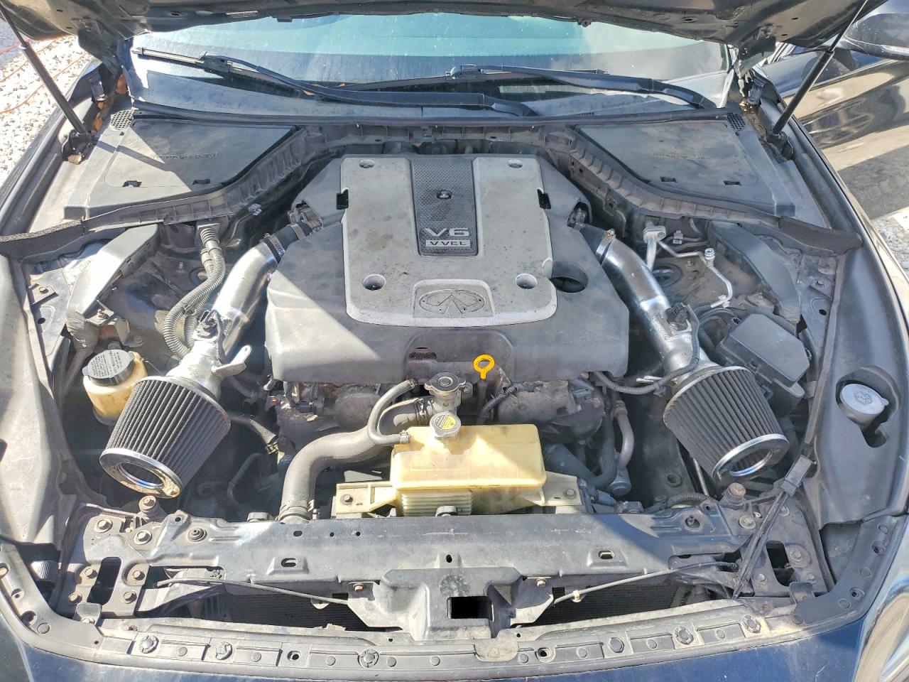 2015 Infiniti Q50 Premium Черный vin: JN1BV7AR5FM403699