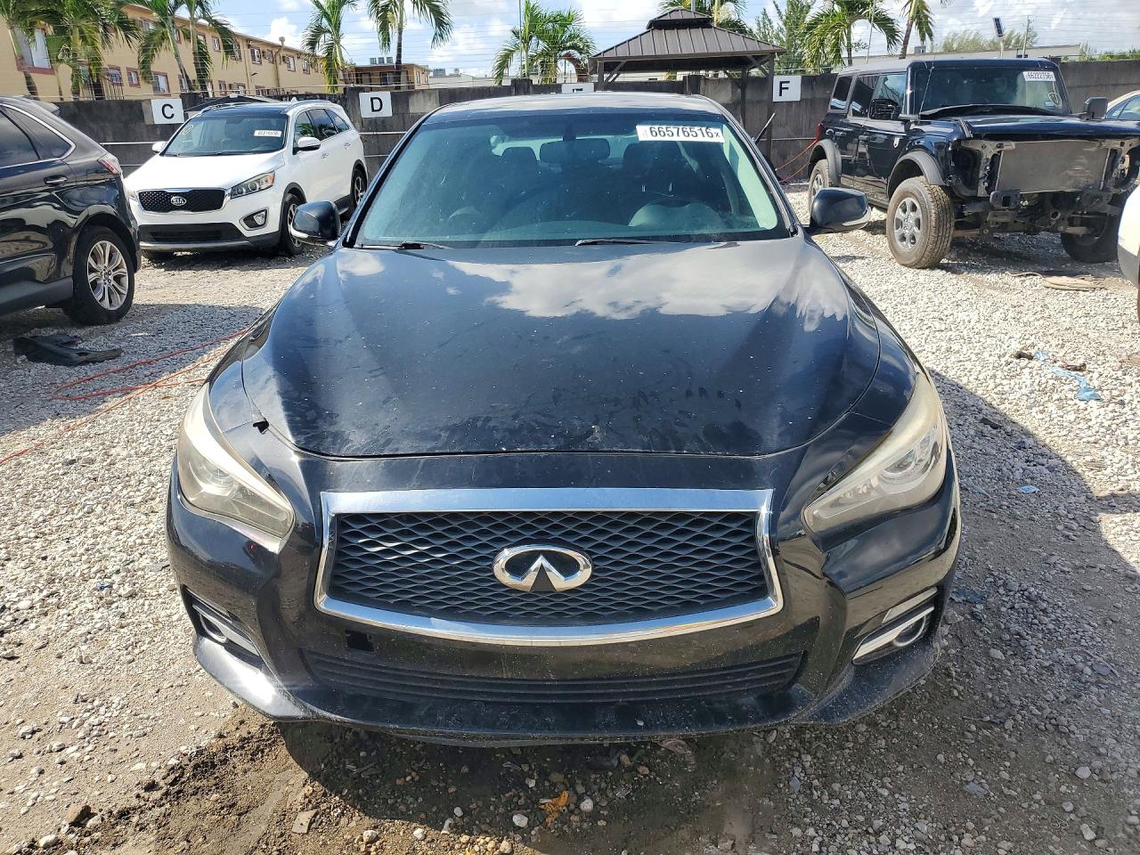 2015 Infiniti Q50 Premium Черный vin: JN1BV7AR5FM403699