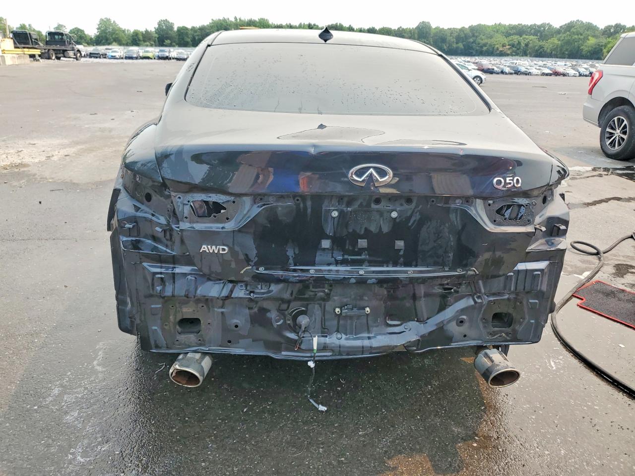 2015 Infiniti Q50 Premium Black vin: JN1BV7AR5FM404674