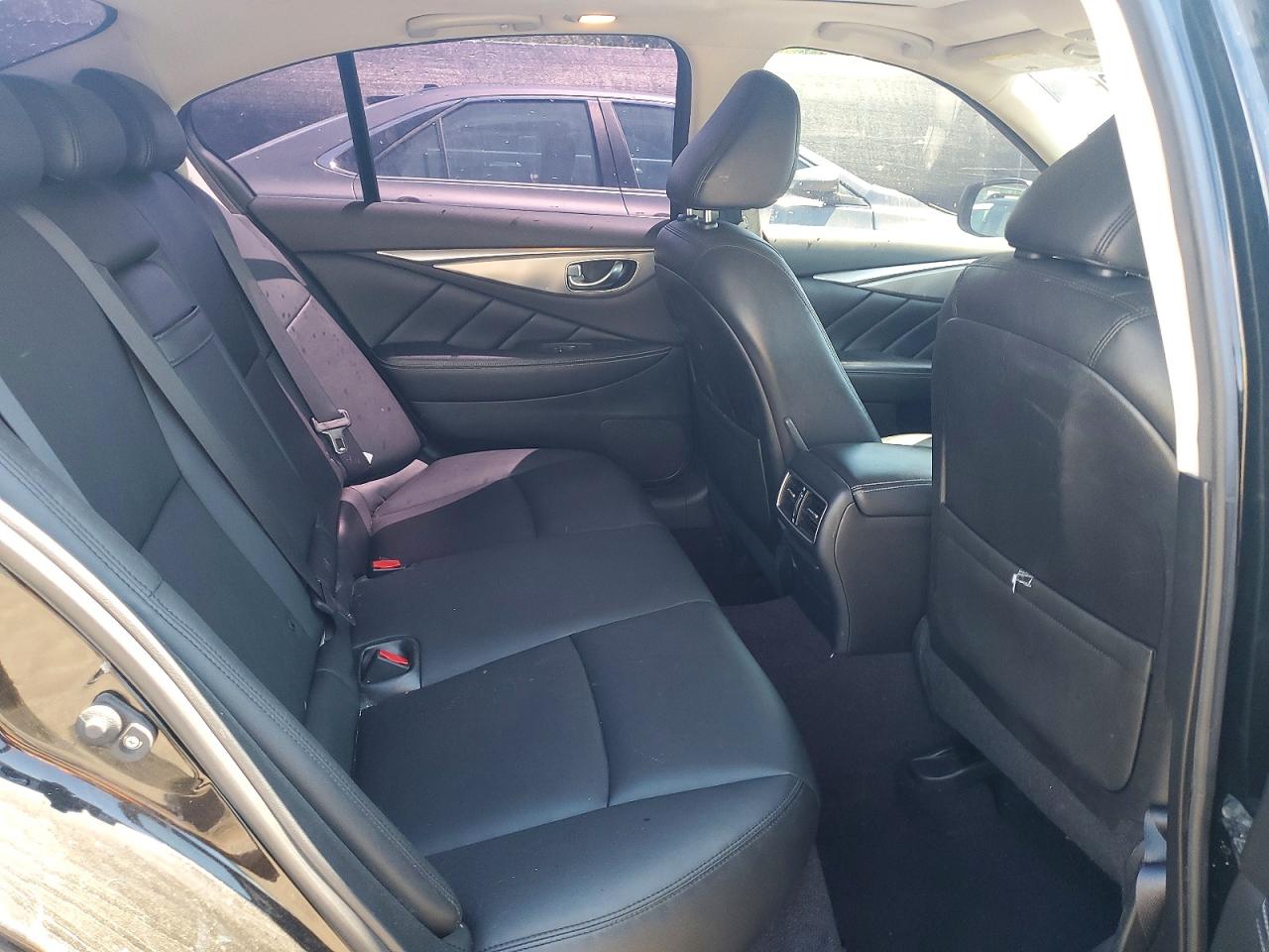 2015 Infiniti Q50 Base Black vin: JN1BV7AR5FM414122