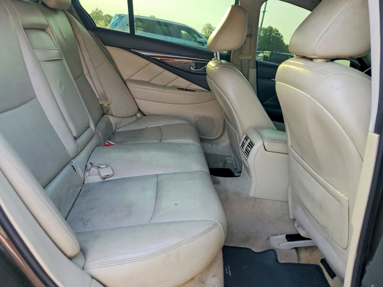 2015 Infiniti Q50 Premium Brown vin: JN1BV7AR5FM417523