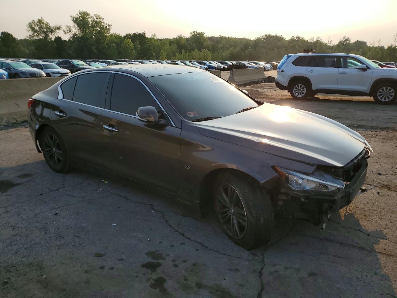 2015 Infiniti Q50 Premium Brown vin: JN1BV7AR5FM417523