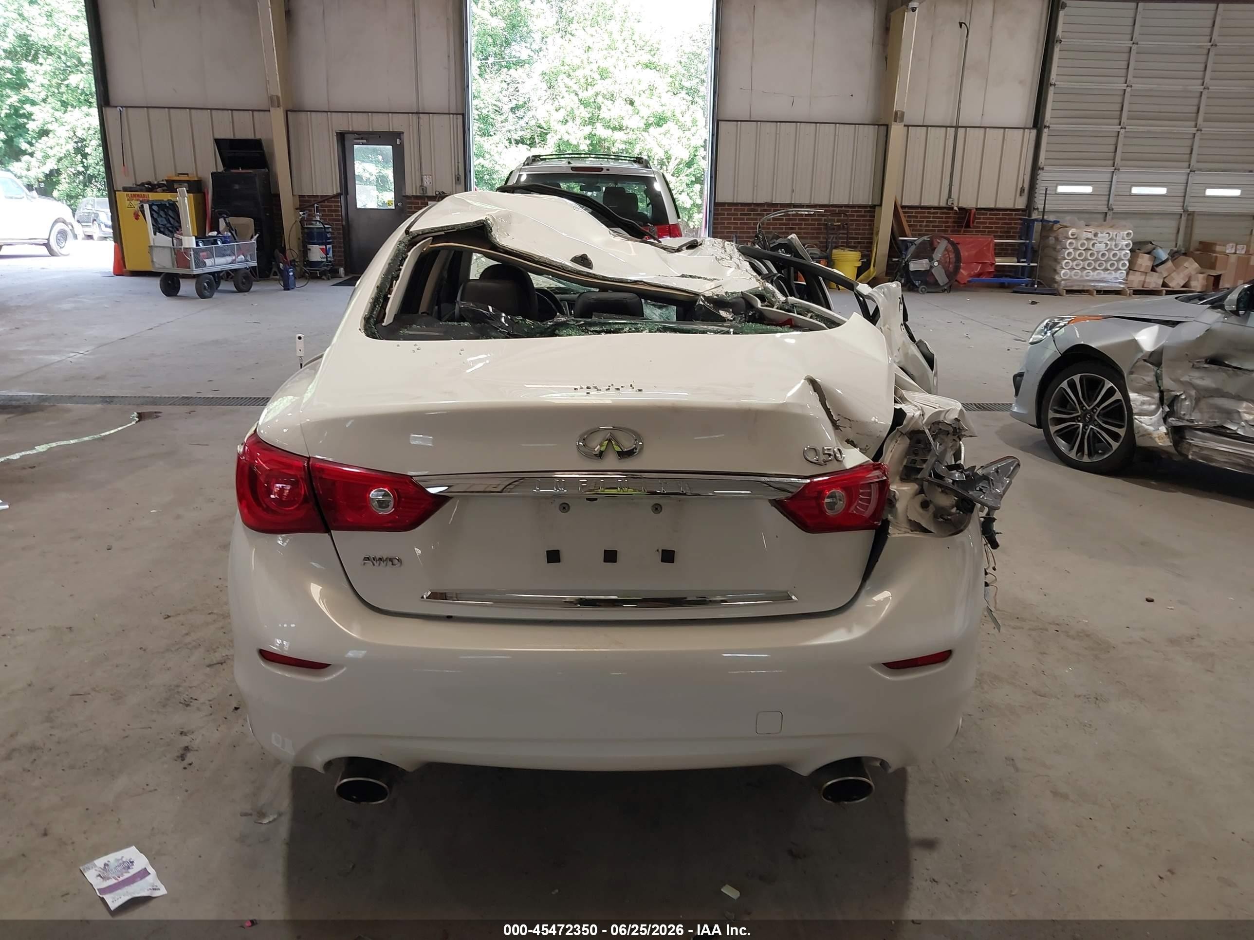 2015 Infiniti Q50 Premium White vin: JN1BV7AR5FM421295