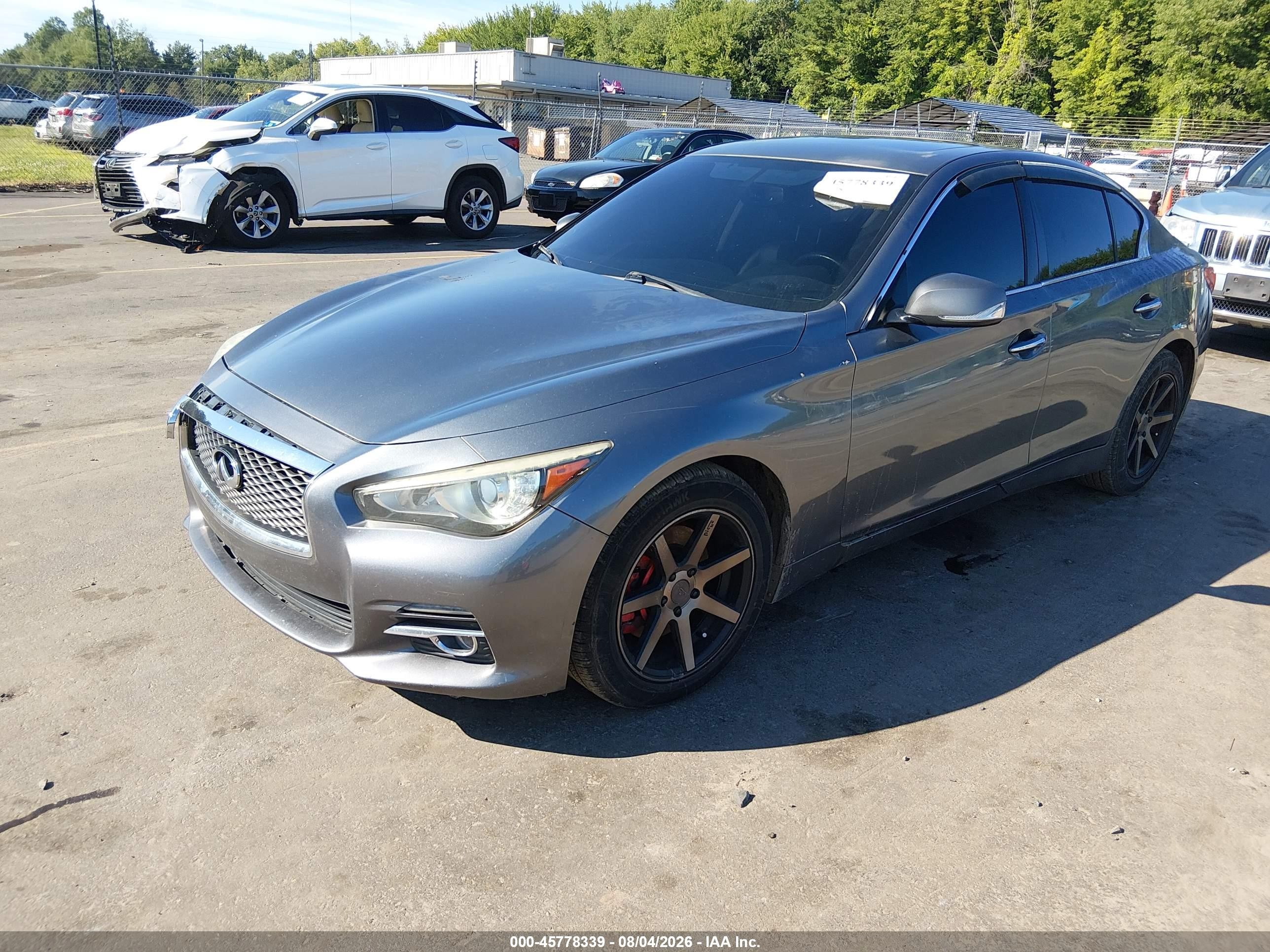 2015 Infiniti Q50 Premium Silver vin: JN1BV7AR5FM421362
