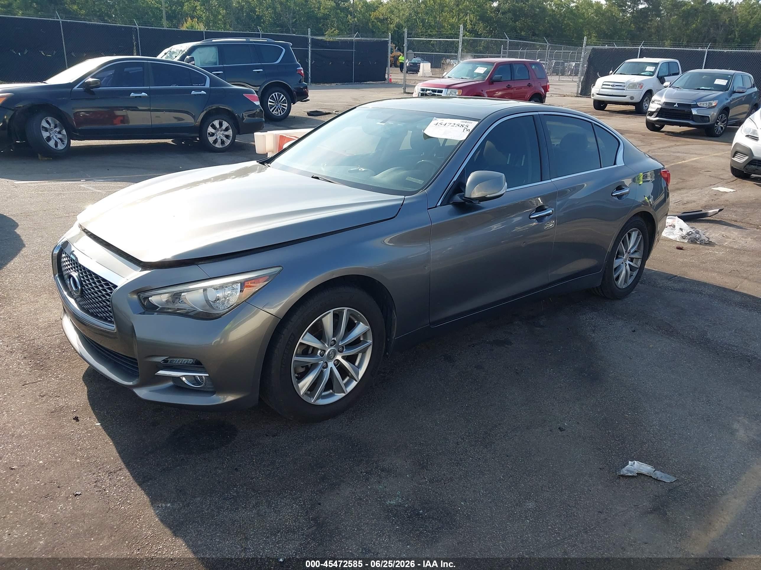 2015 Infiniti Q50 Premium Серый vin: JN1BV7AR5FM421510