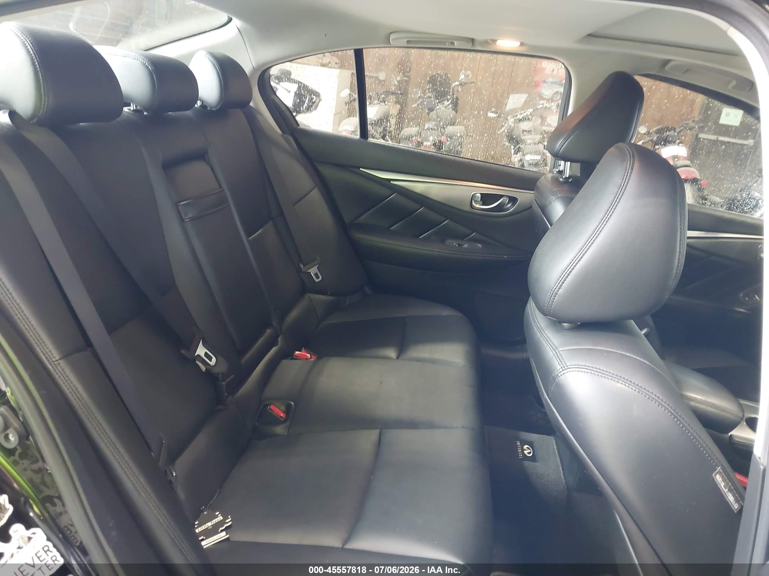 2015 Infiniti Q50 Premium Black vin: JN1BV7AR5FM421605