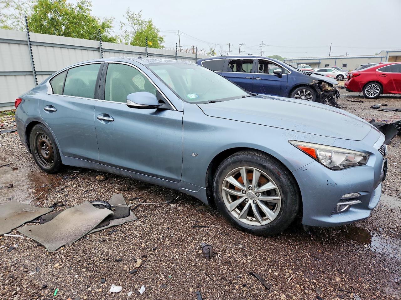 2015 Infiniti Q50 Premium Blue vin: JN1BV7AR5FM423466