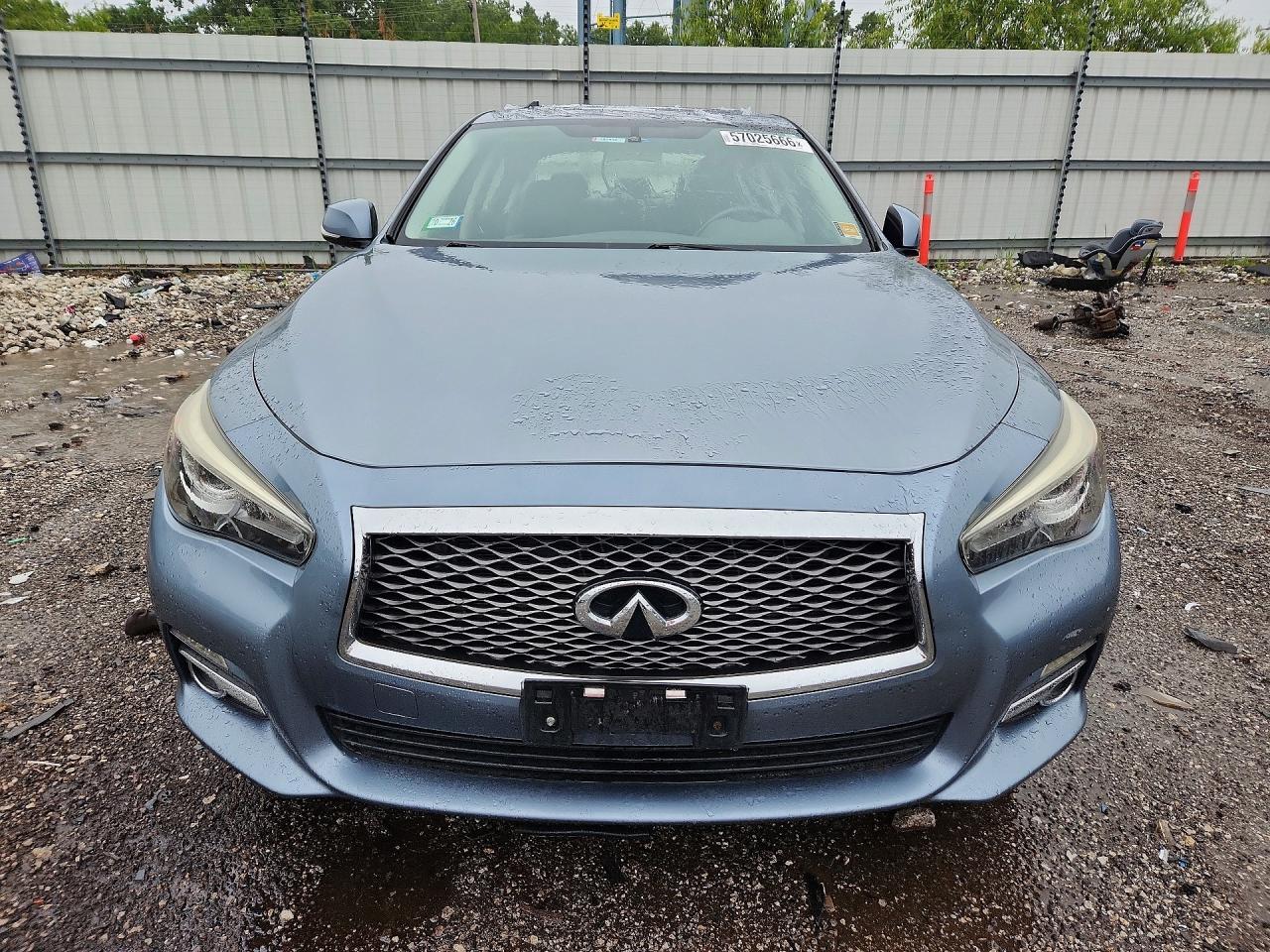 2015 Infiniti Q50 Premium Blue vin: JN1BV7AR5FM423466
