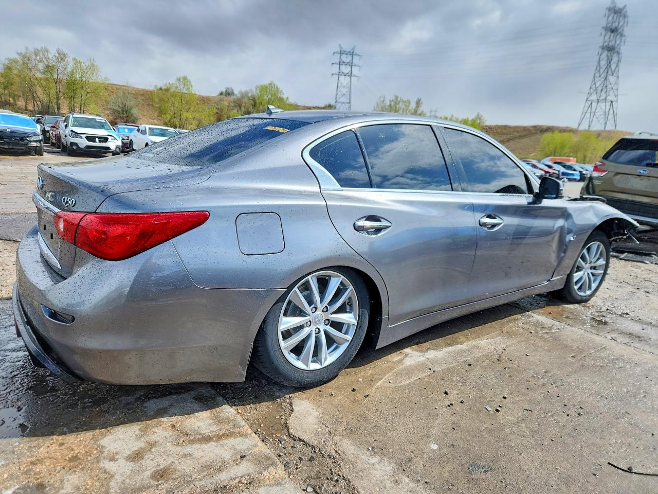 2014 Infiniti Q50 Base Gray vin: JN1BV7AR6EM680554