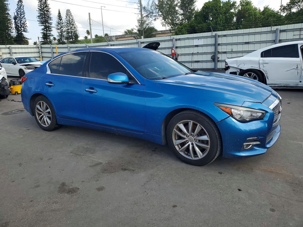 2014 Infiniti Q50 Base Синий vin: JN1BV7AR6EM681199