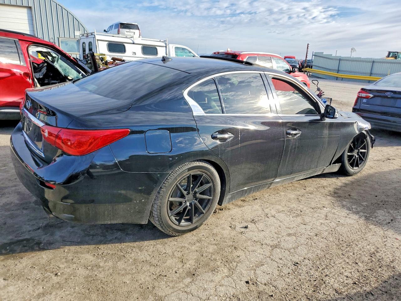 2014 Infiniti Q50 Premium Black vin: JN1BV7AR6EM692588