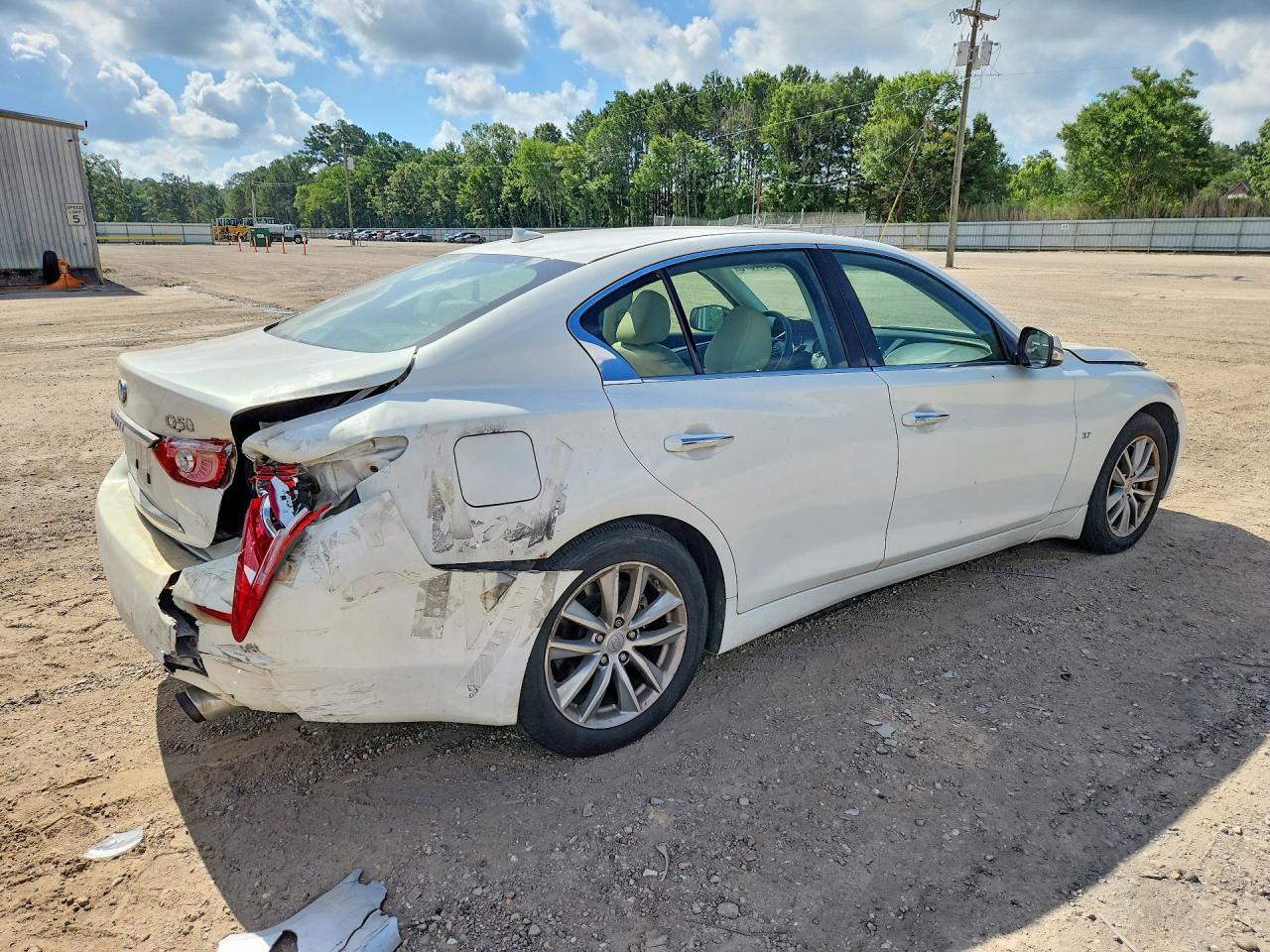 2014 Infiniti Q50 Premium White vin: JN1BV7AR6EM694003