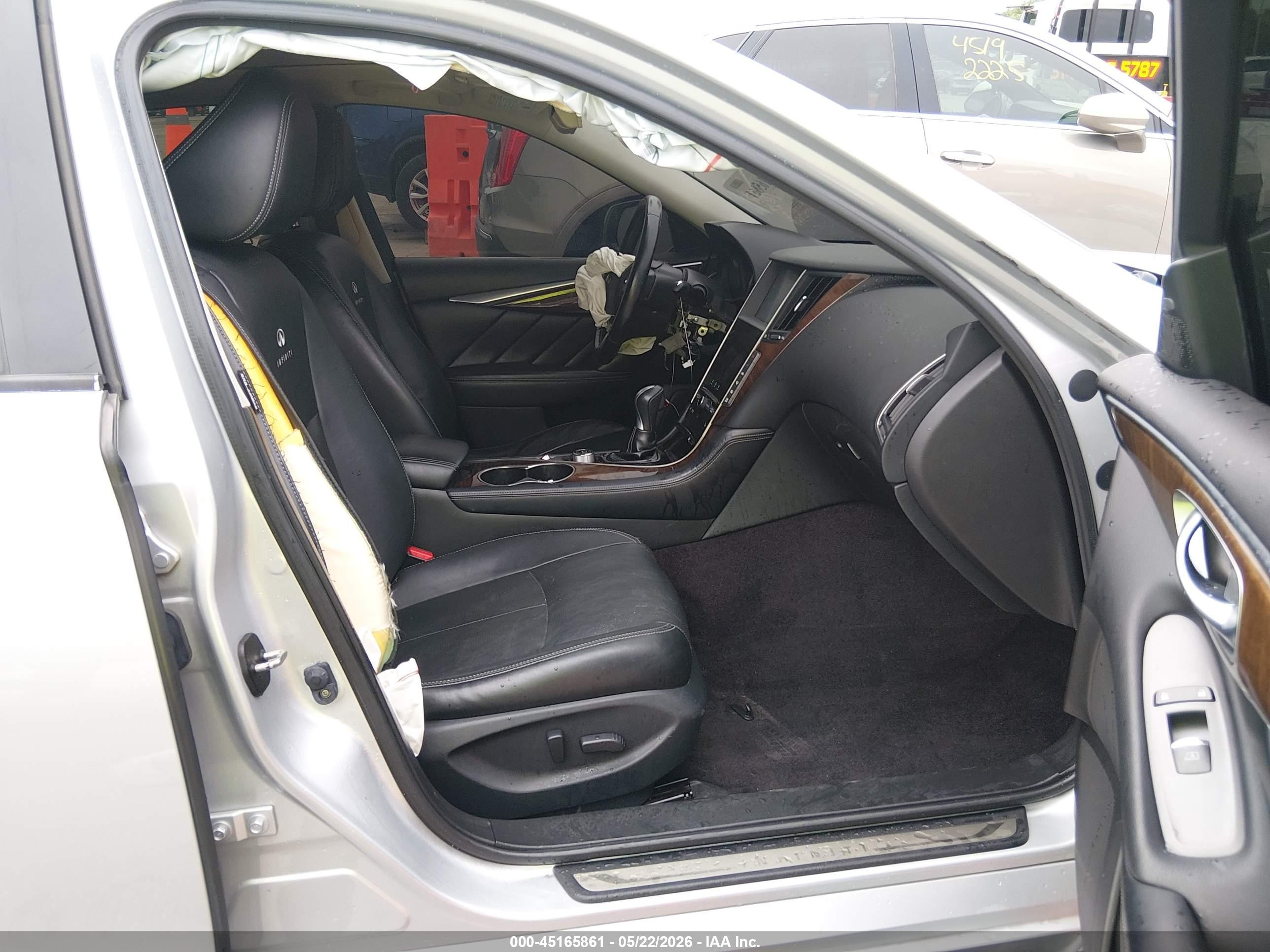 2014 Infiniti Q50 Premium Silver vin: JN1BV7AR6EM698942