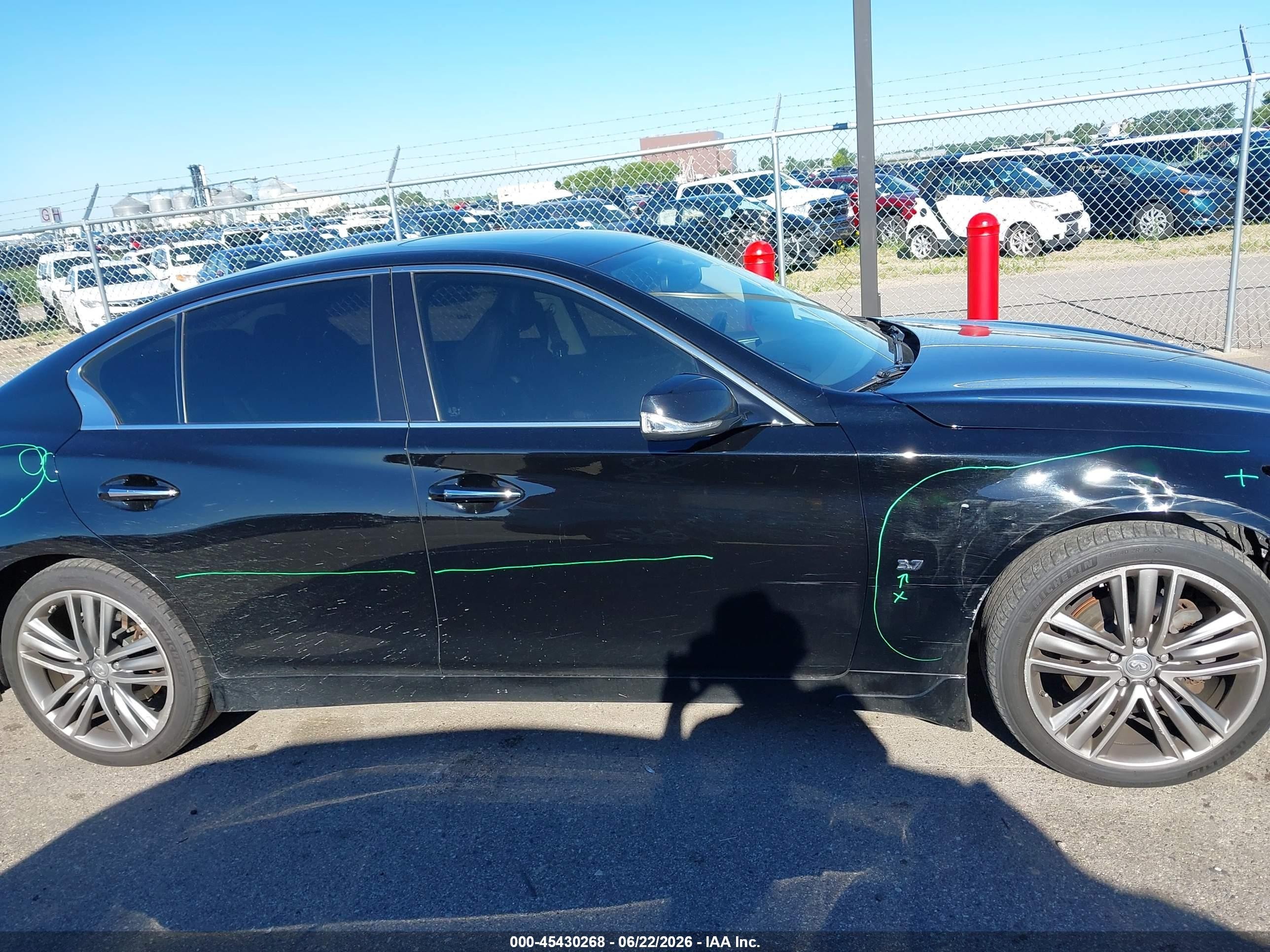 2014 Infiniti Q50 Premium Black vin: JN1BV7AR6EM703038
