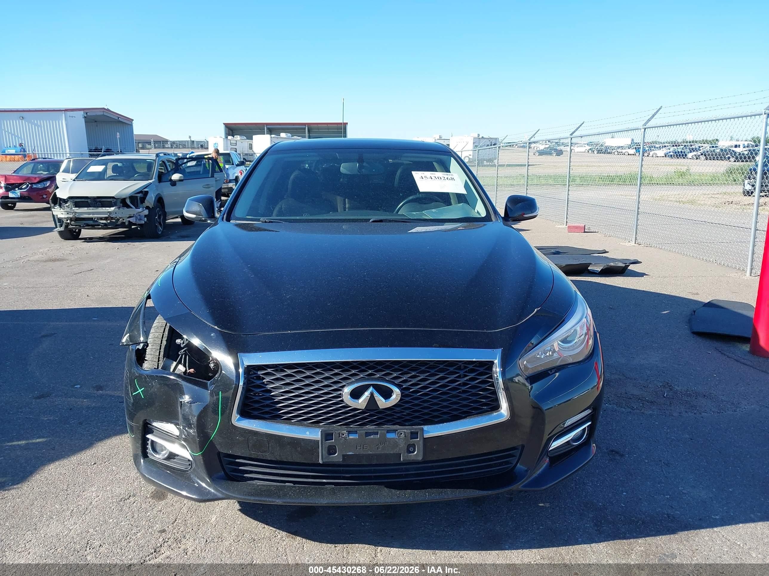 2014 Infiniti Q50 Premium Black vin: JN1BV7AR6EM703038