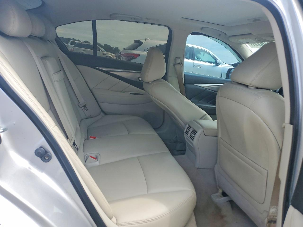 2014 Infiniti Q50 Premium Silver vin: JN1BV7AR6EM703833