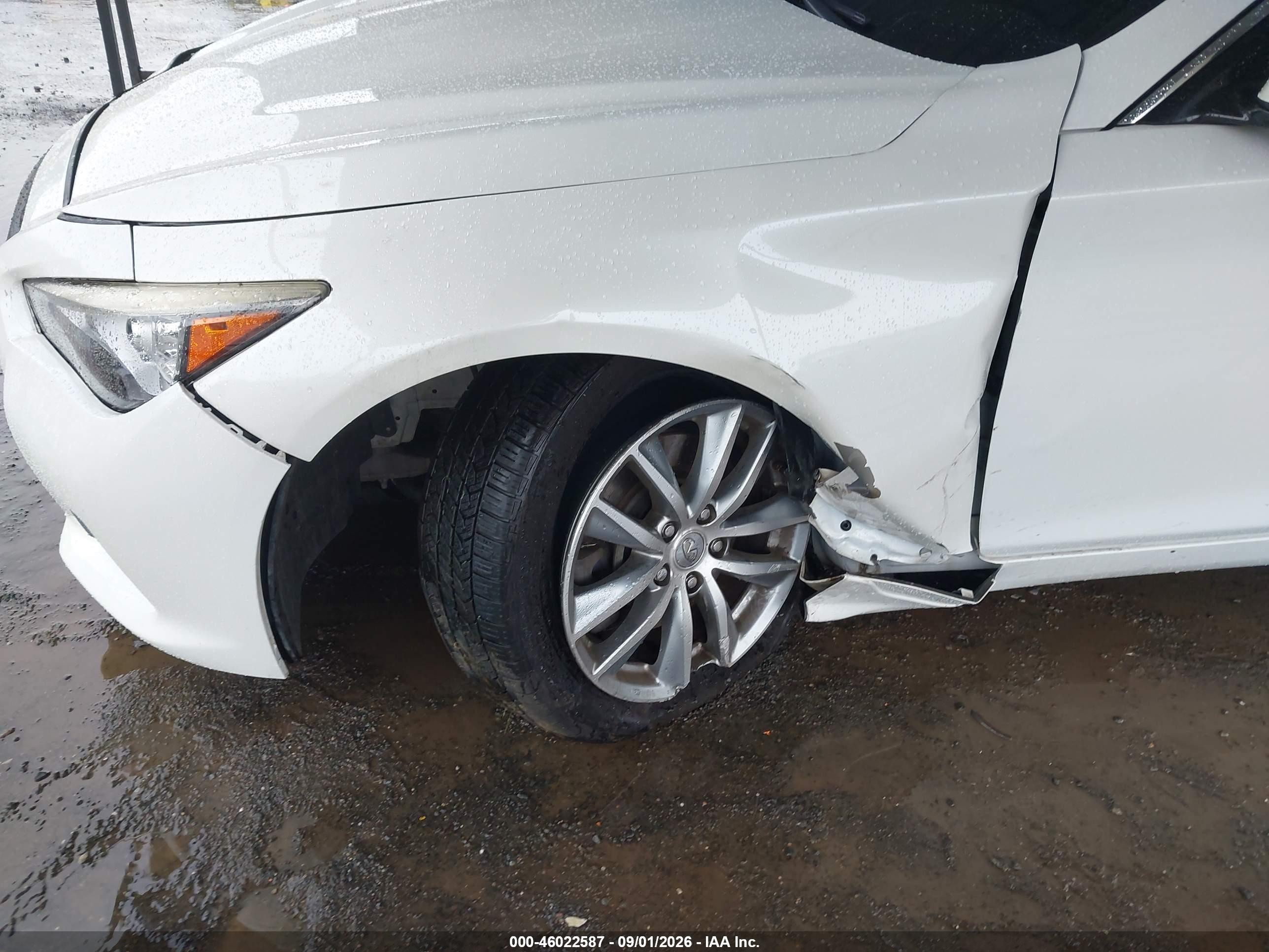 2015 Infiniti Q50 Premium White vin: JN1BV7AR6FM413657