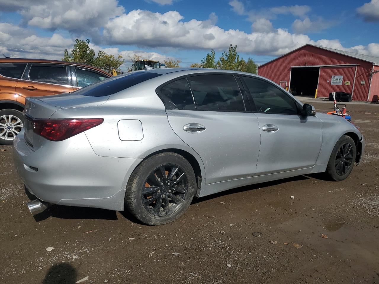 2014 Infiniti Q50 Base Silver vin: JN1BV7AR7EM685486