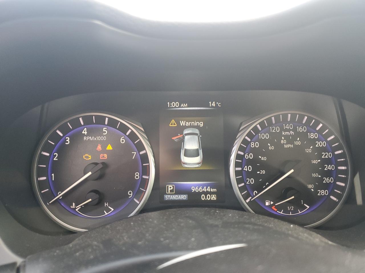 2014 Infiniti Q50 Base Silver vin: JN1BV7AR7EM685486