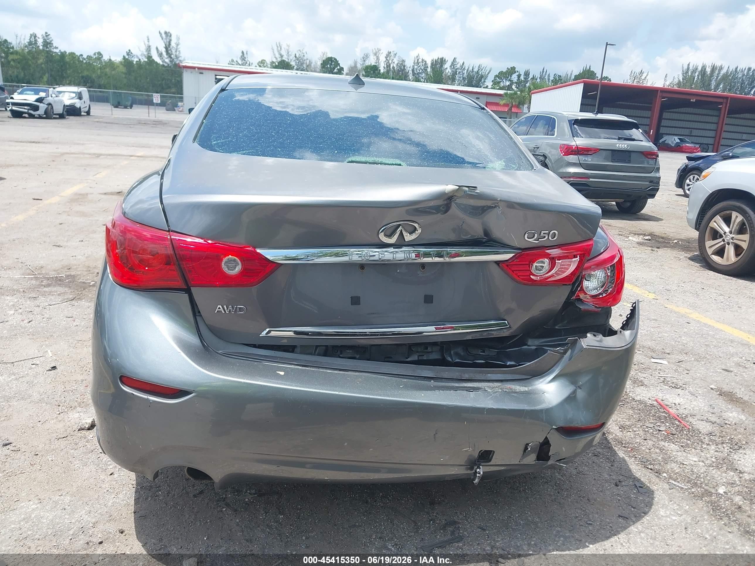 2014 Infiniti Q50 Premium Серый vin: JN1BV7AR7EM687688