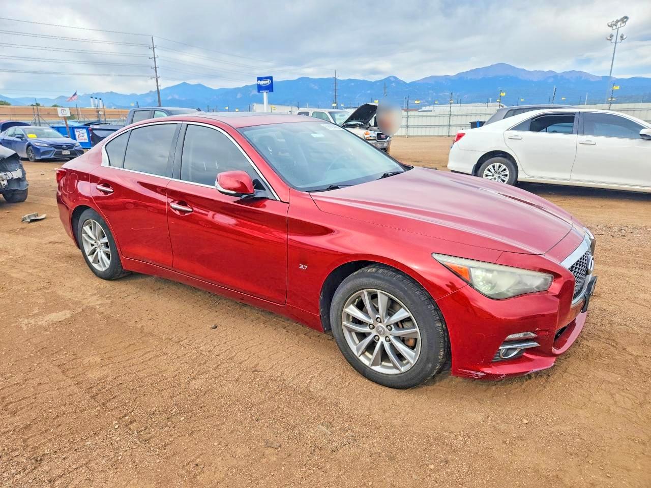 2014 Infiniti Q50 Premium Red vin: JN1BV7AR7EM693099
