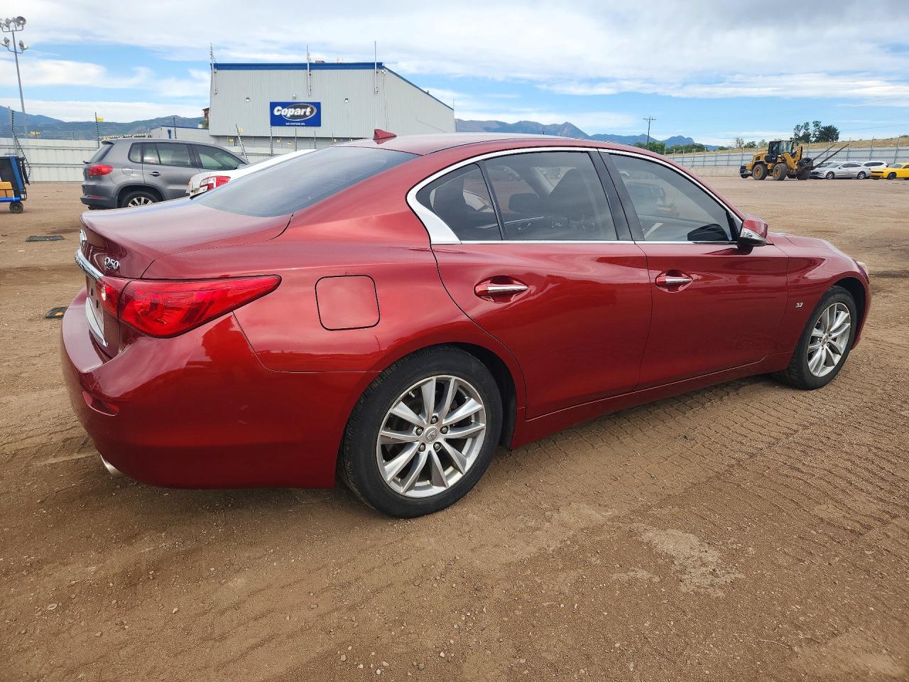 2014 Infiniti Q50 Premium Red vin: JN1BV7AR7EM693099