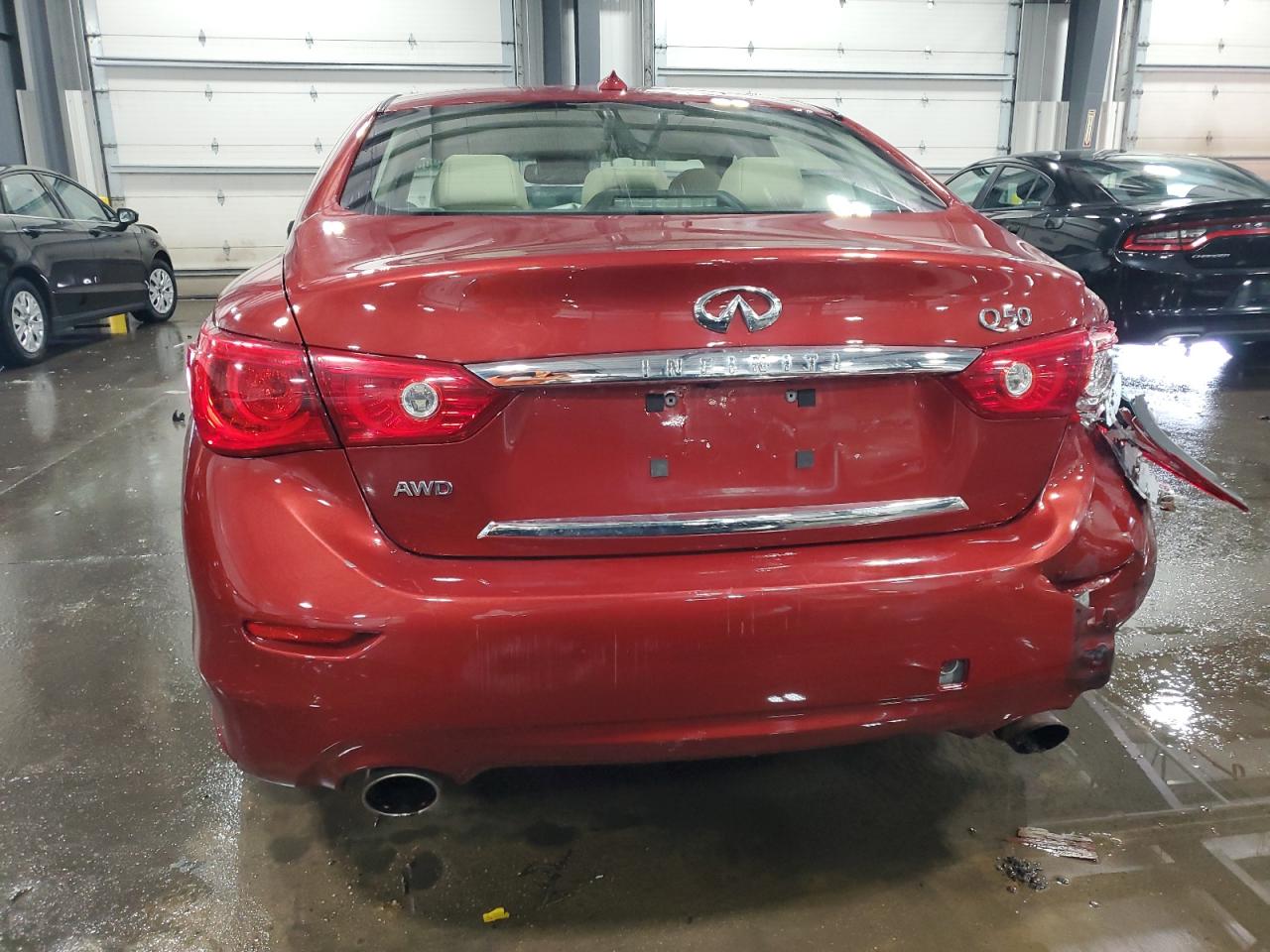 2014 Infiniti Q50 Base   Red vin: JN1BV7AR7EM698514