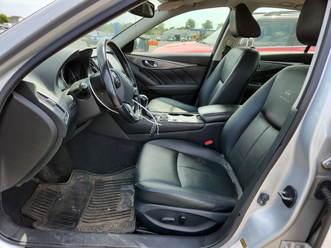2014 Infiniti Q50 Premium Серебряный vin: JN1BV7AR7EM699632