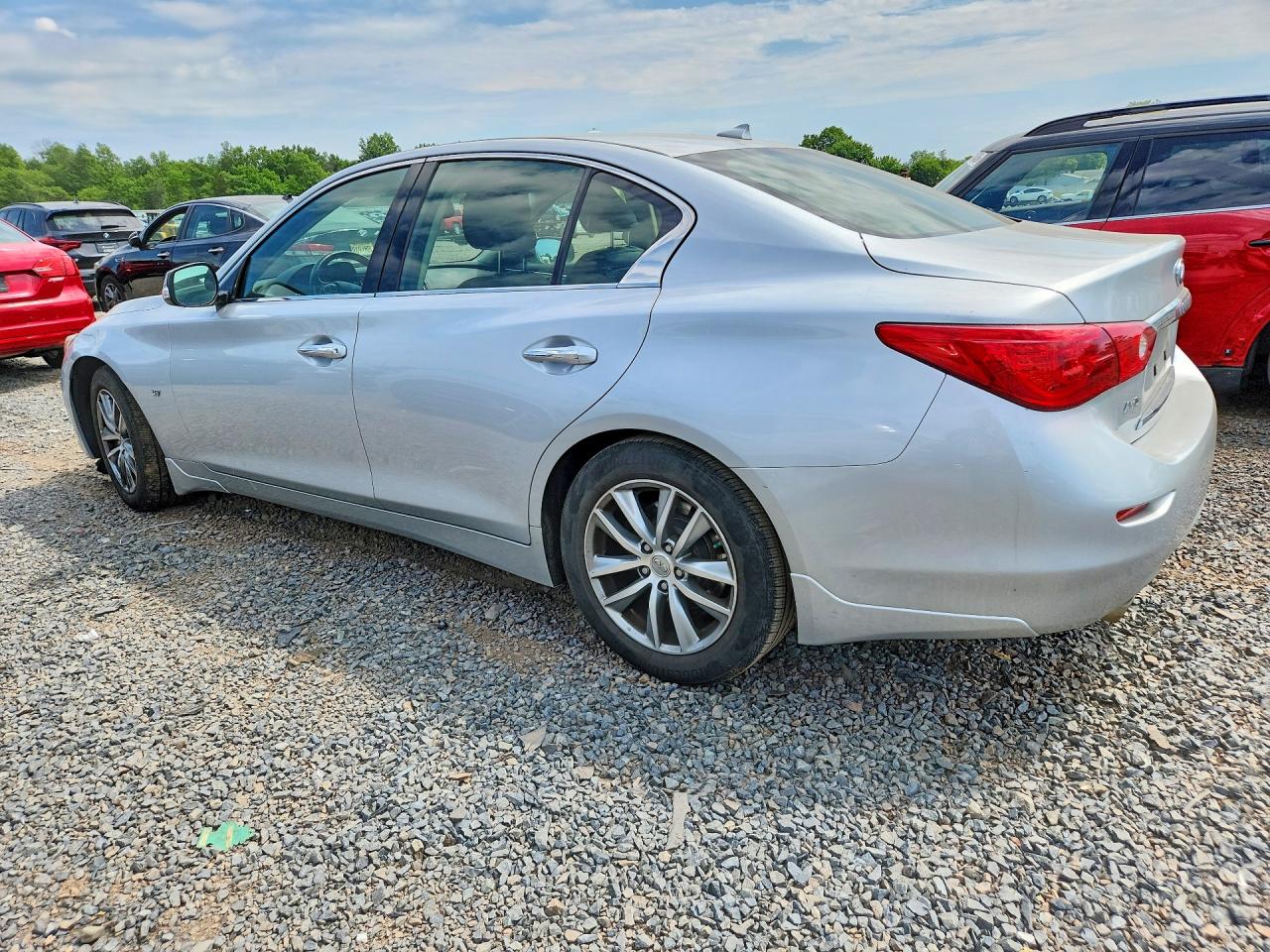 2014 Infiniti Q50 Premium Серебряный vin: JN1BV7AR7EM699632